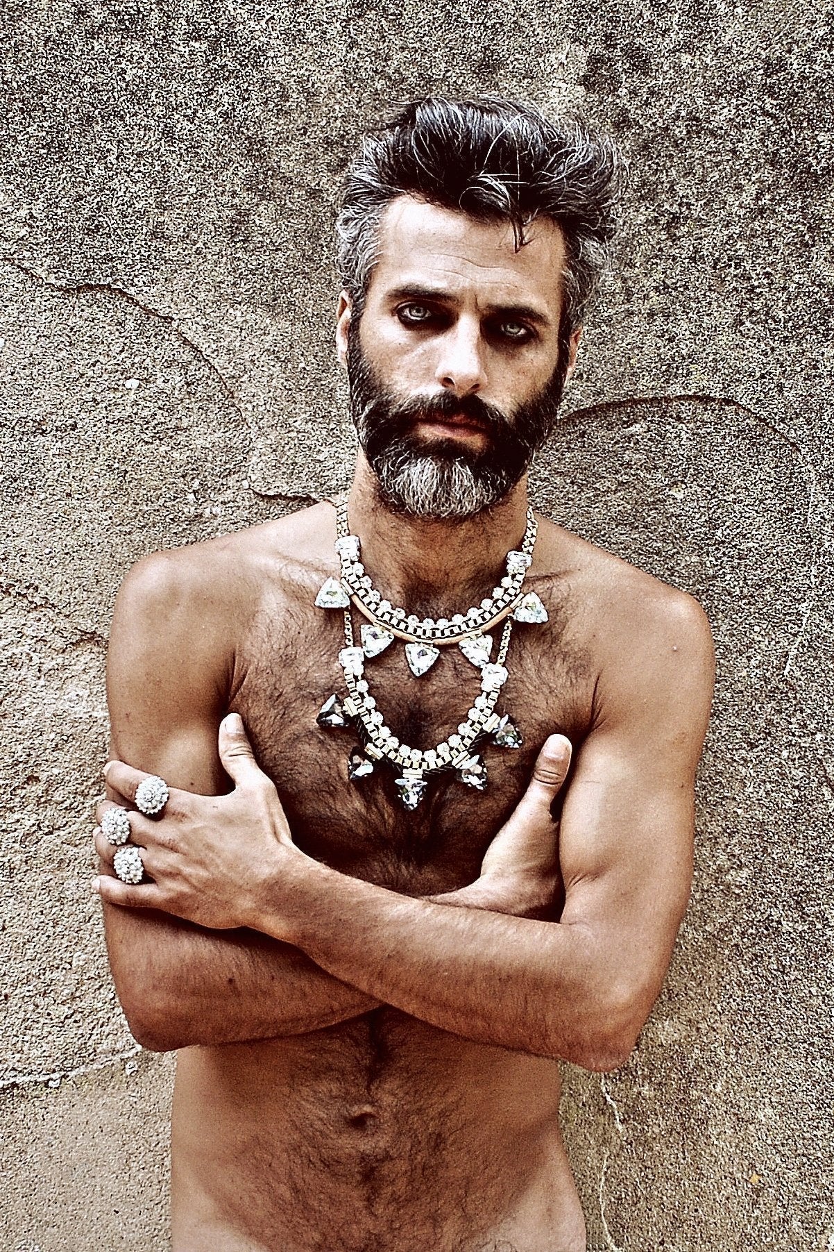 The Guy Campaign - Boutique Minimaliste