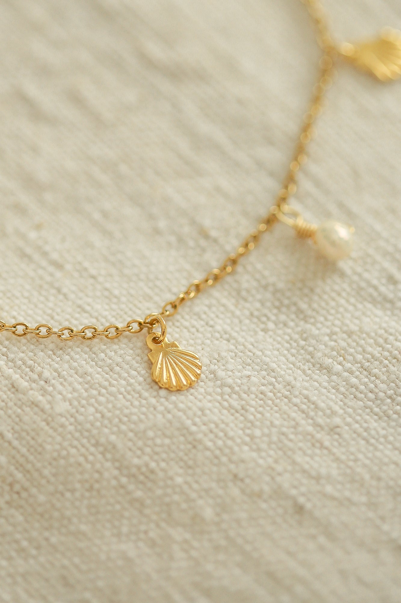 Marianne Anklet