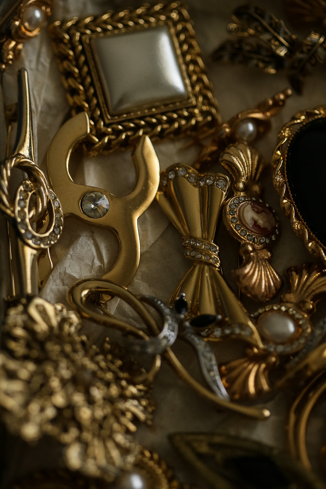 Isobel (vintage) Brooch