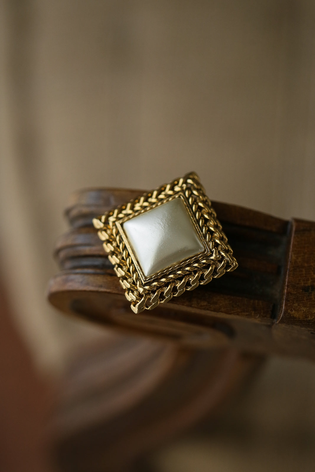 Augusta (vintage) Brooch