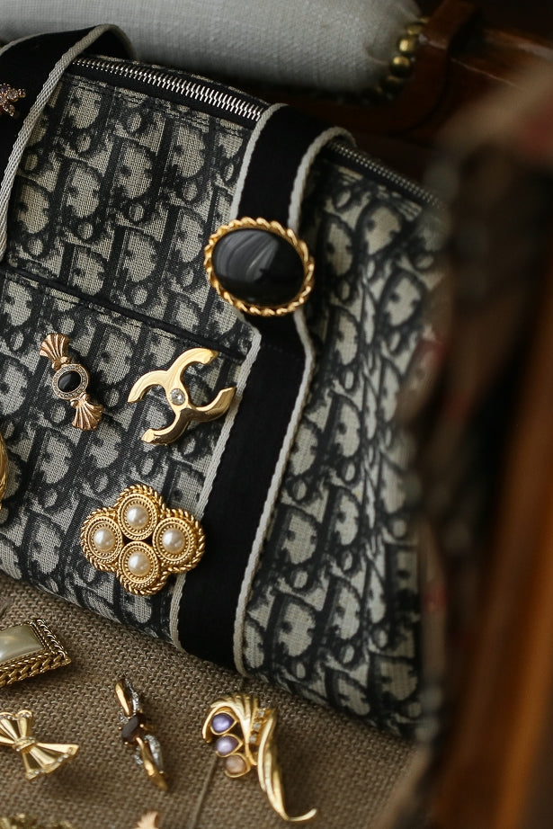 Isobel (vintage) Brooch