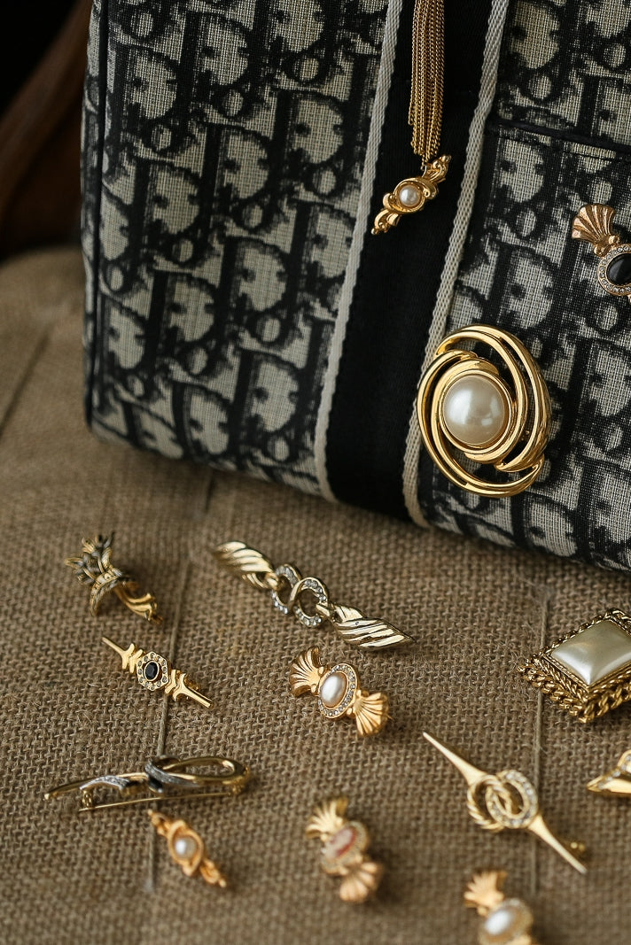 Genevieve (vintage) Brooch