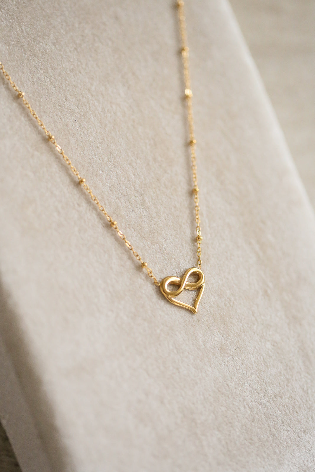 Collier Rosalind