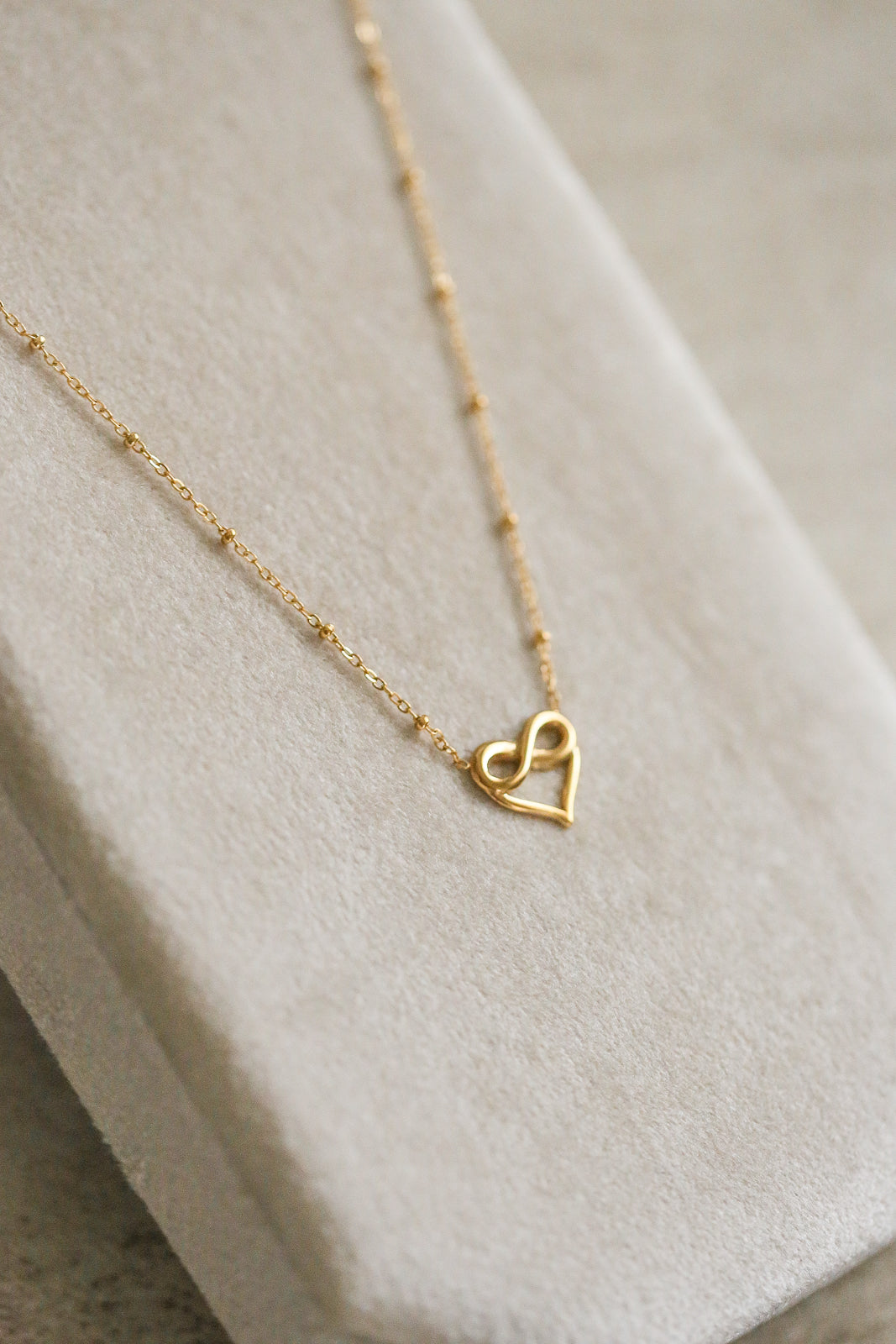 Collier Rosalind