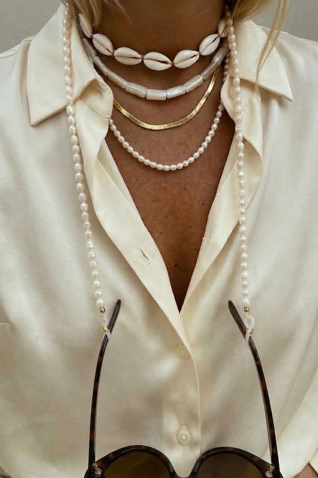 Pearls - Sunglasses Chain