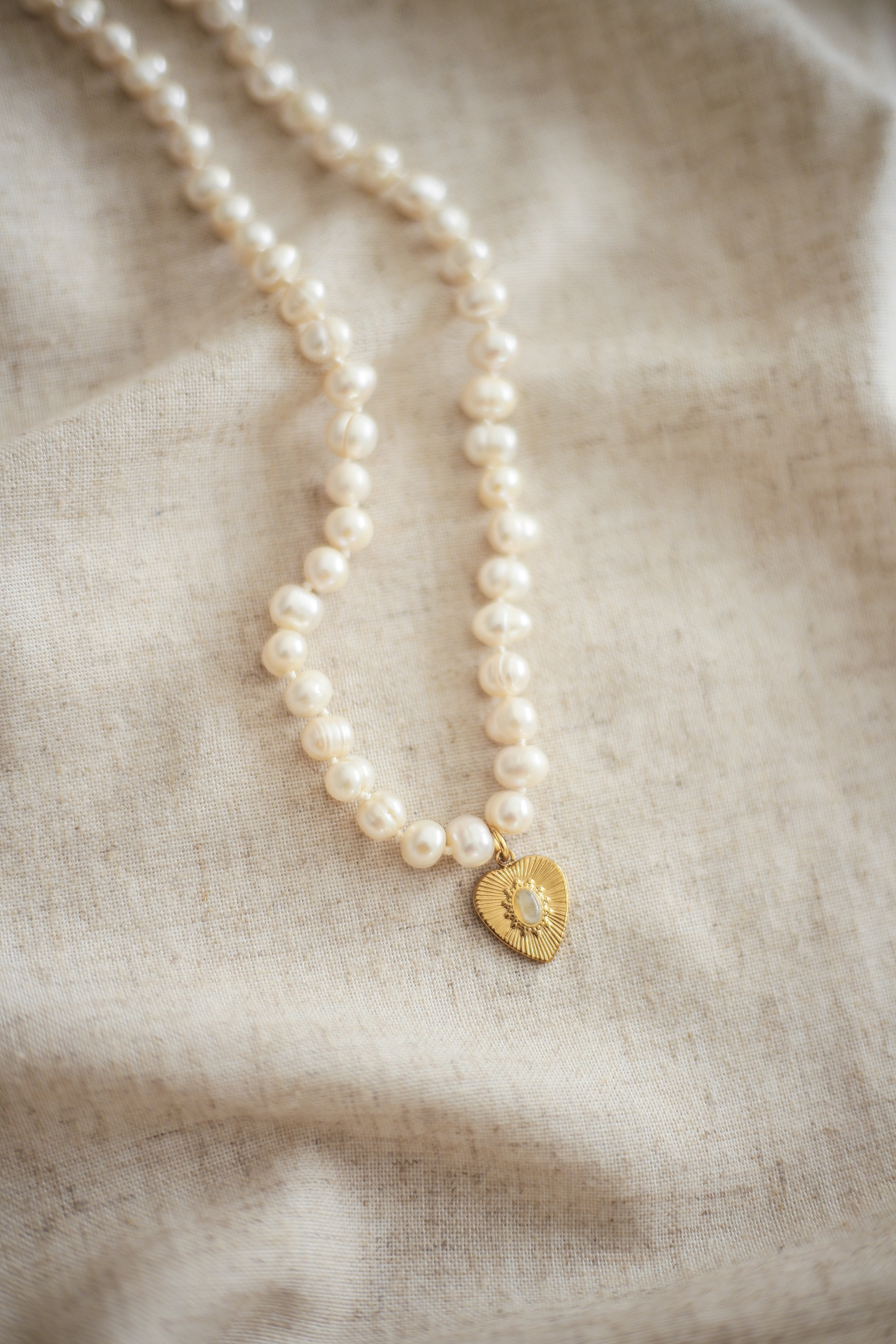 Marguerite Pearl Necklace