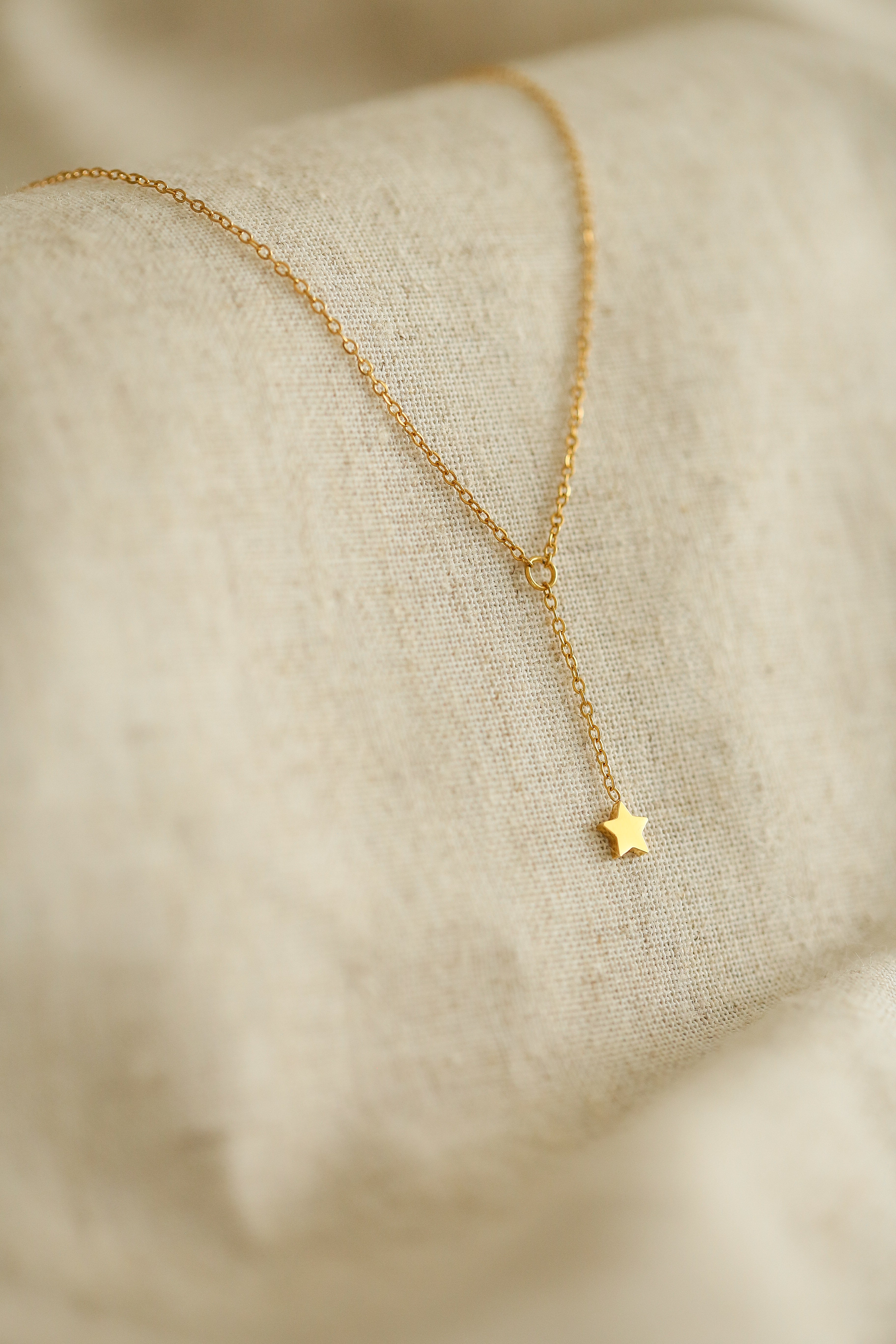 Étoile Lariat Necklace