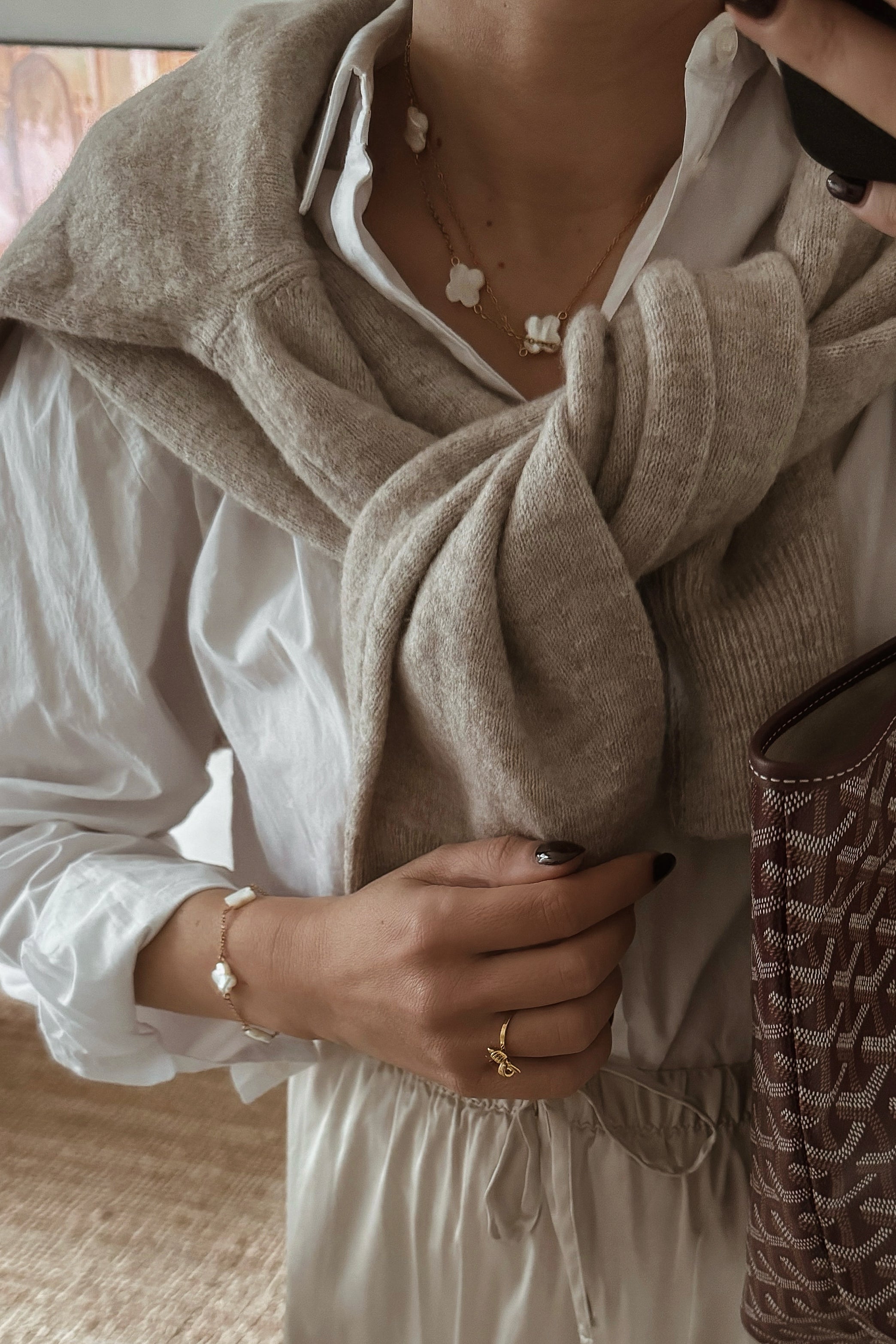 Abigail Bracelet - Boutique Minimaliste has waterproof, durable, elegant and vintage inspired jewelry