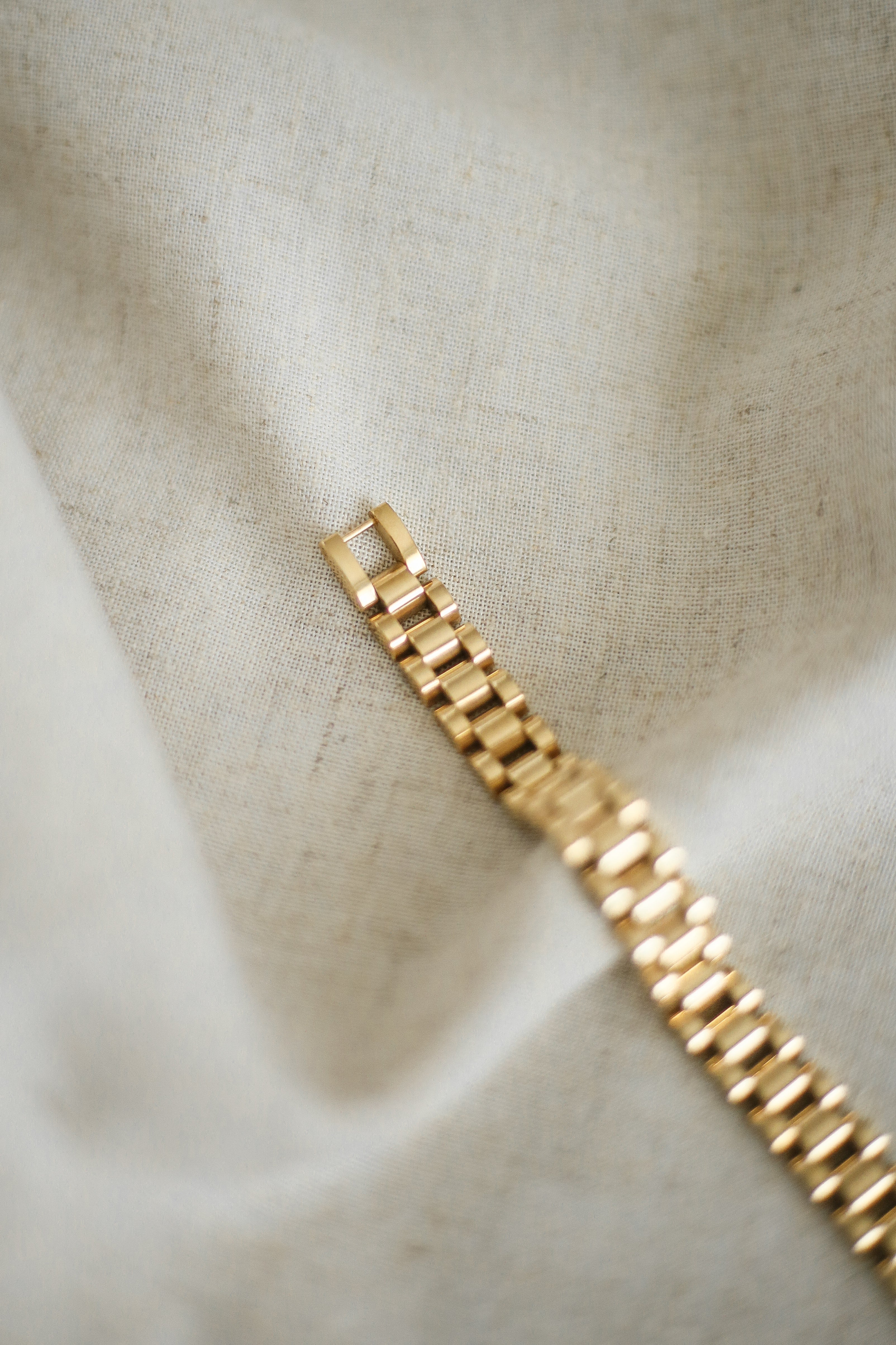 Alouette Bracelet - has waterproof, durable, elegant and vintage inspired jewelry