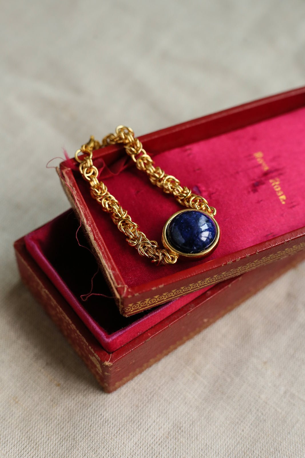 Amara (vintage) Bracelet - has waterproof, durable, elegant and vintage inspired jewelry