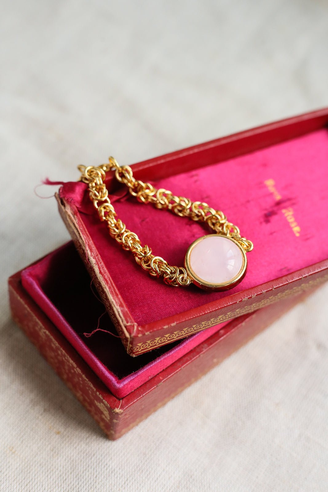 Amara (vintage) Bracelet - has waterproof, durable, elegant and vintage inspired jewelry