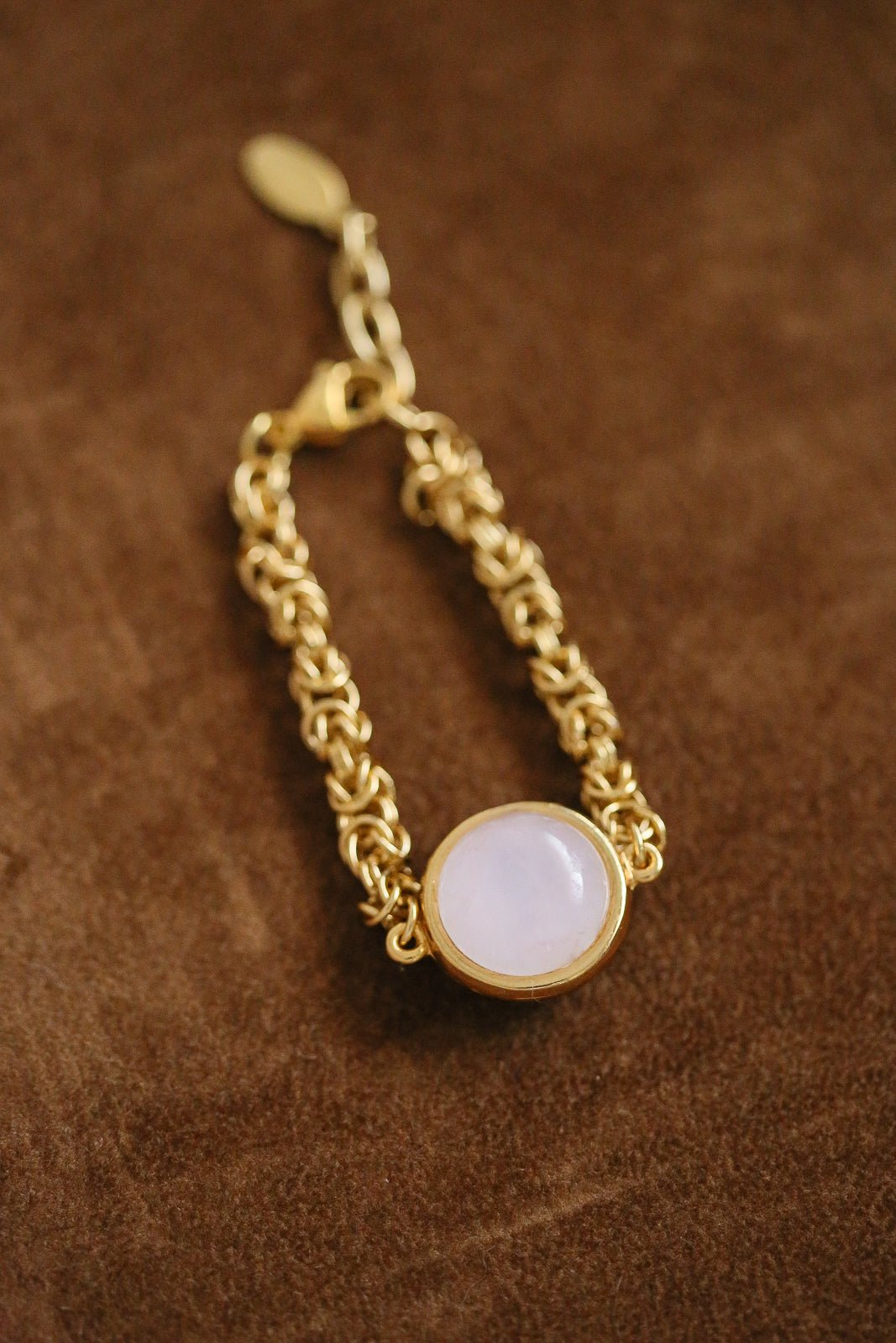 Amara (vintage) Bracelet - has waterproof, durable, elegant and vintage inspired jewelry