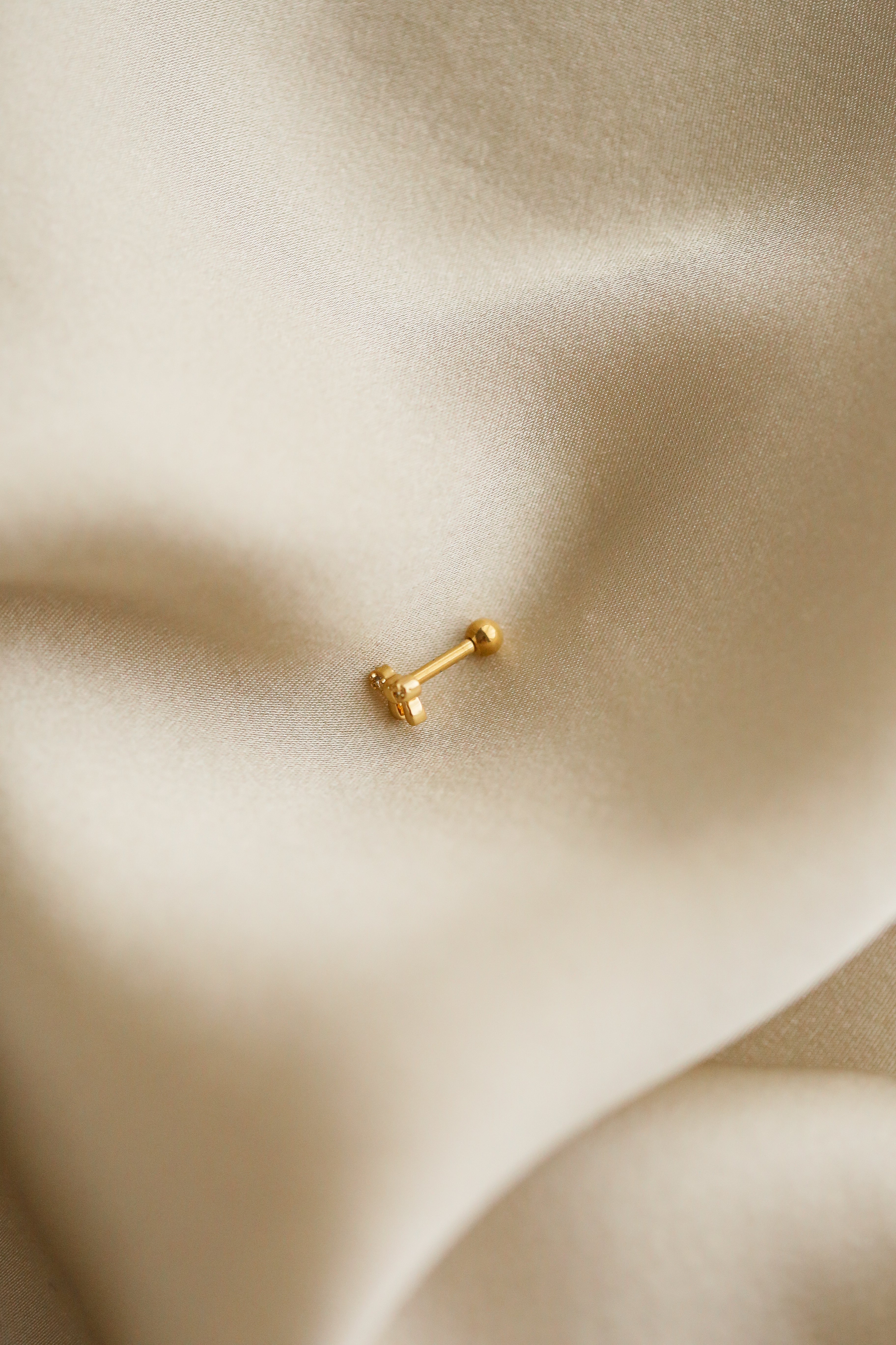 Angelina Piercing - Boutique Minimaliste has waterproof, durable, elegant and vintage inspired jewelry