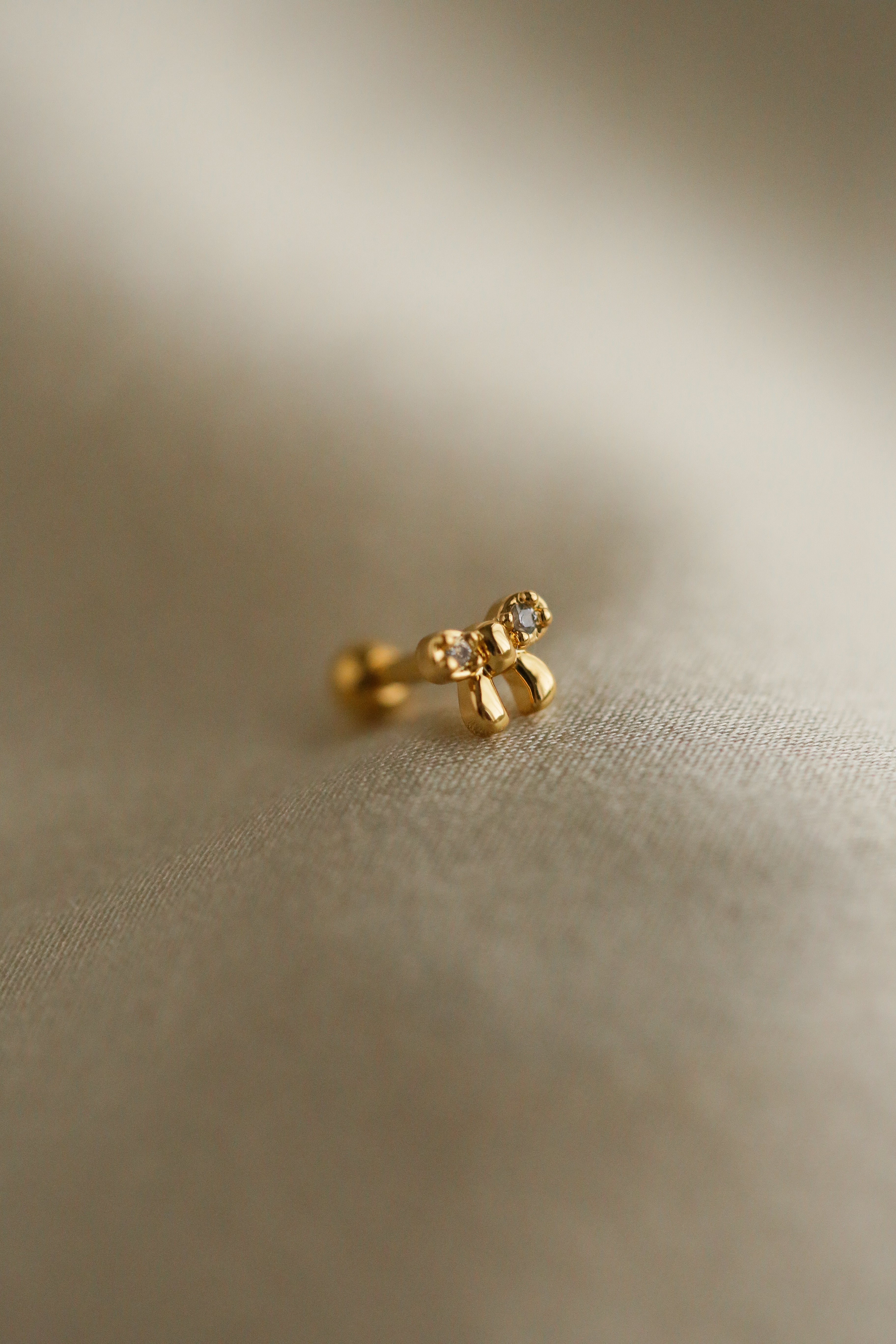 Angelina Piercing - Boutique Minimaliste has waterproof, durable, elegant and vintage inspired jewelry