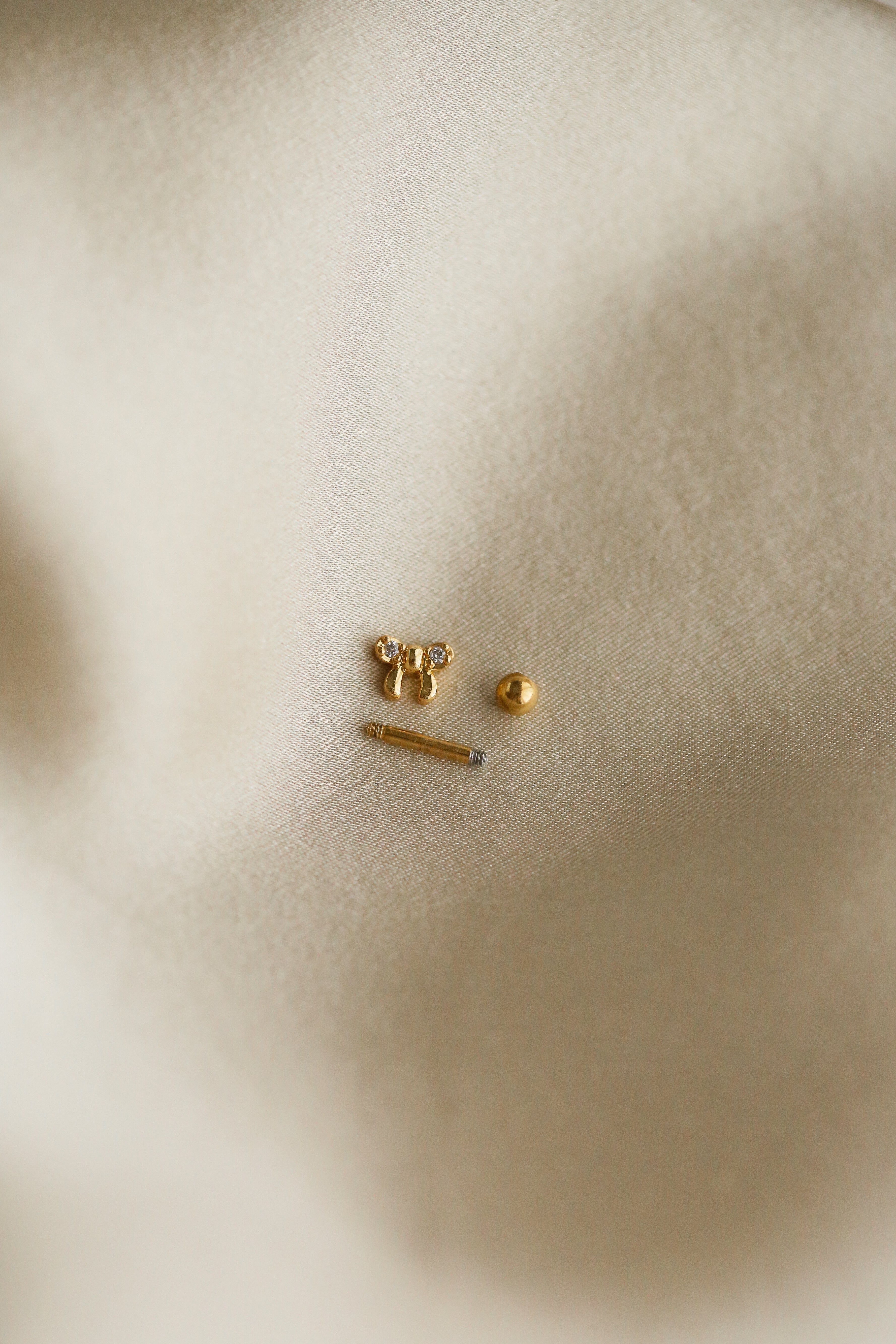 Angelina Piercing - Boutique Minimaliste has waterproof, durable, elegant and vintage inspired jewelry