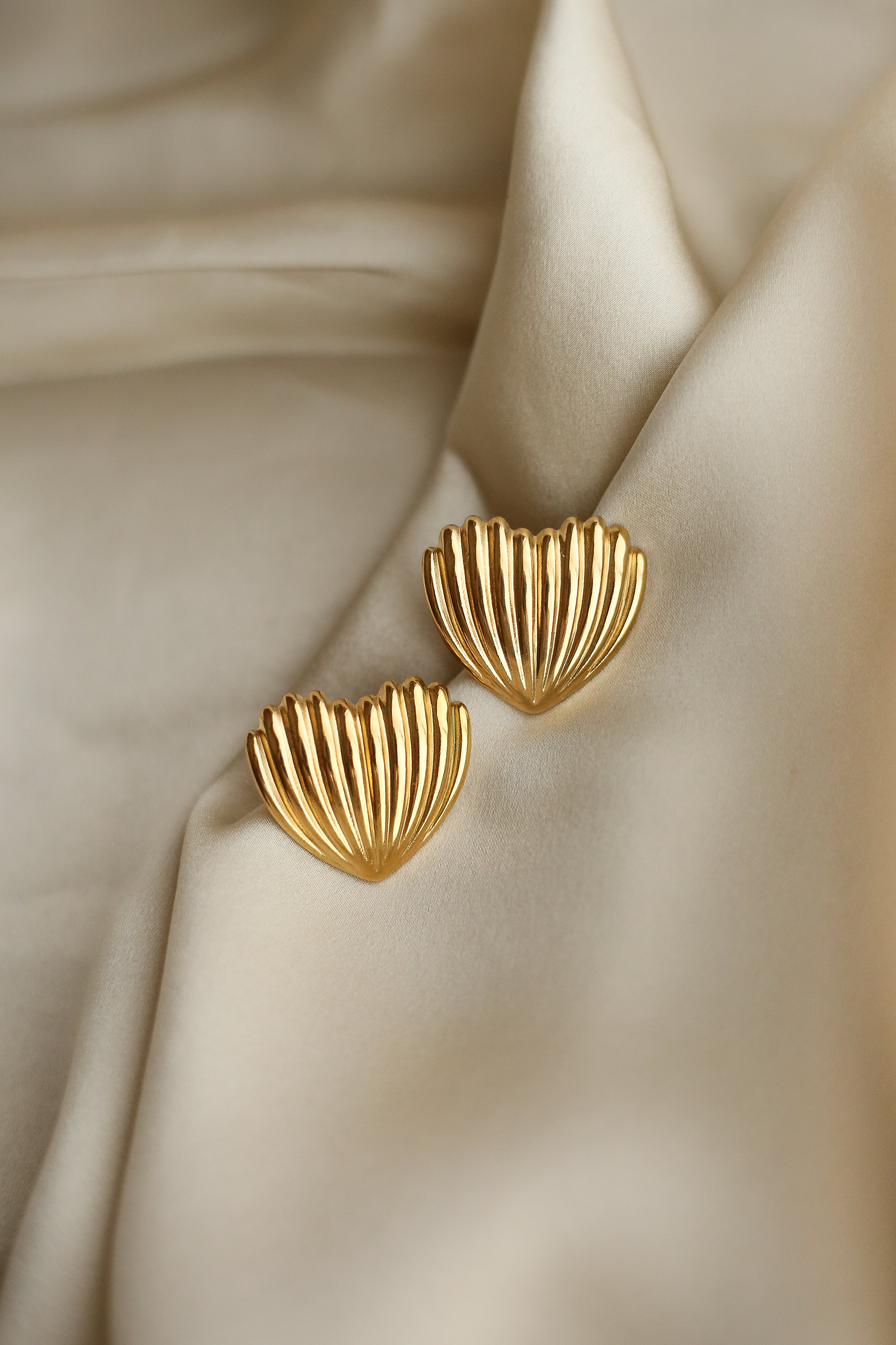 Anna Statement Earrings - Boutique Minimaliste has waterproof, durable, elegant and vintage inspired jewelry