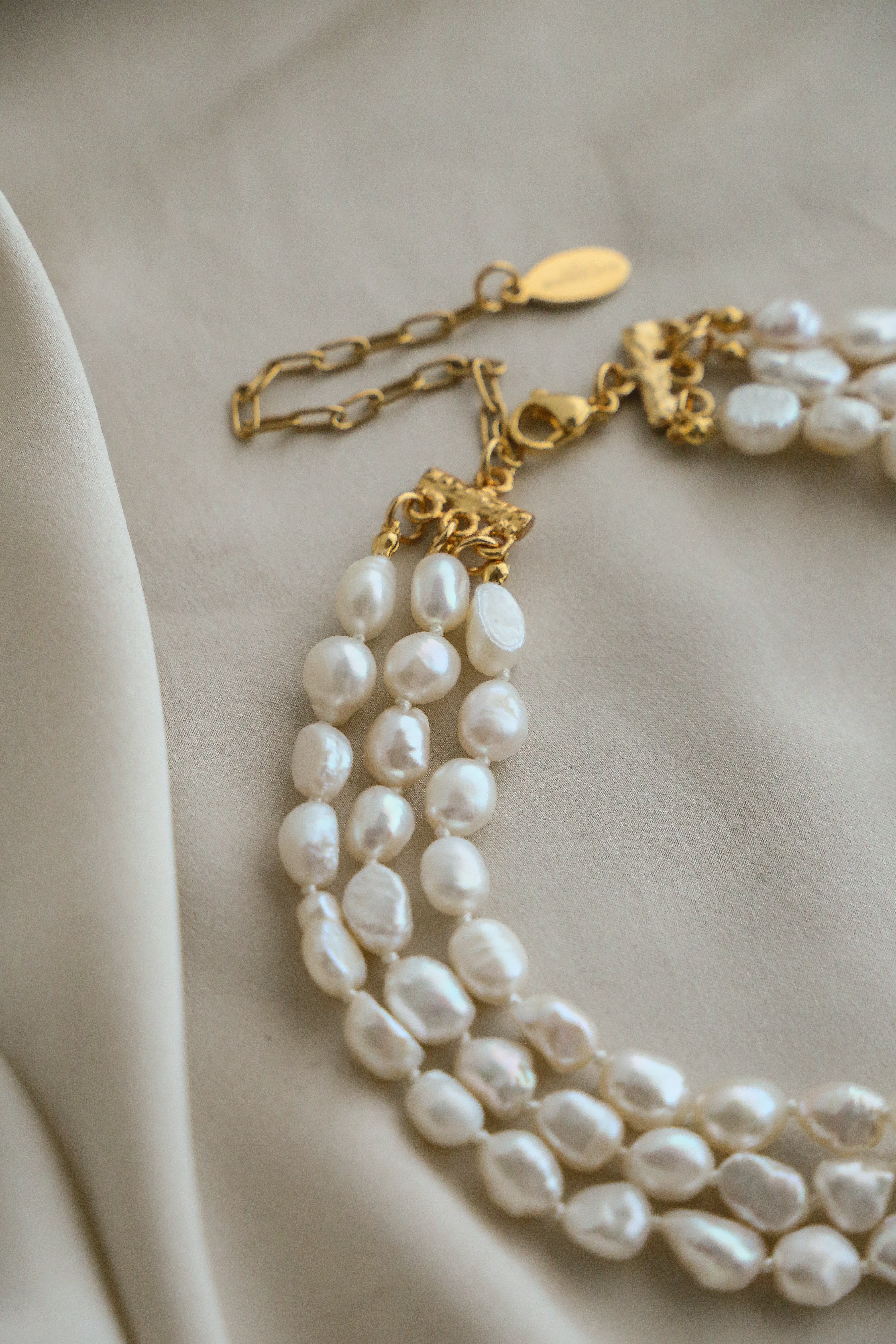 Barbara (Vintage) Necklace - Boutique Minimaliste has waterproof, durable, elegant and vintage inspired jewelry