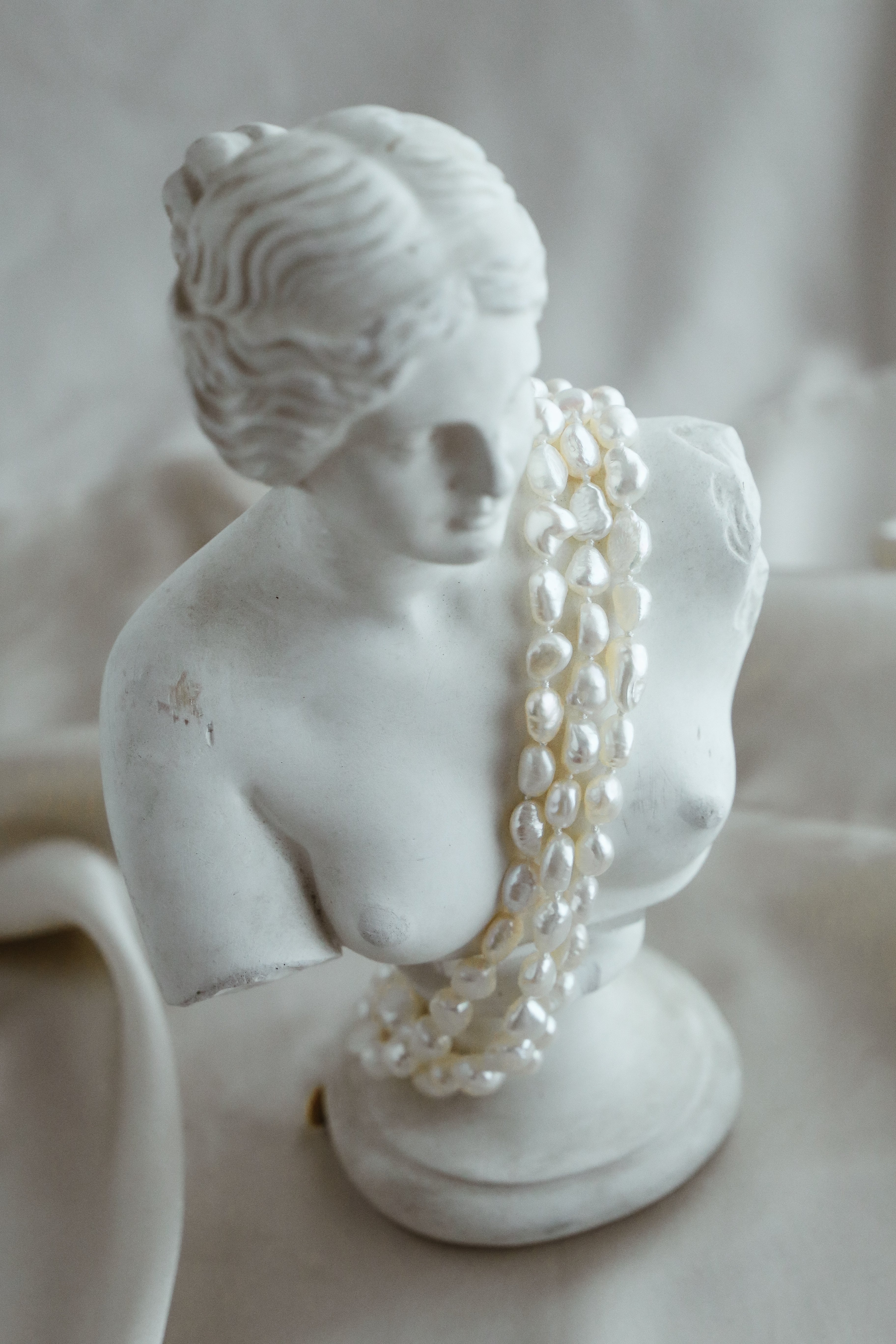 Barbara (Vintage) Necklace - Boutique Minimaliste has waterproof, durable, elegant and vintage inspired jewelry