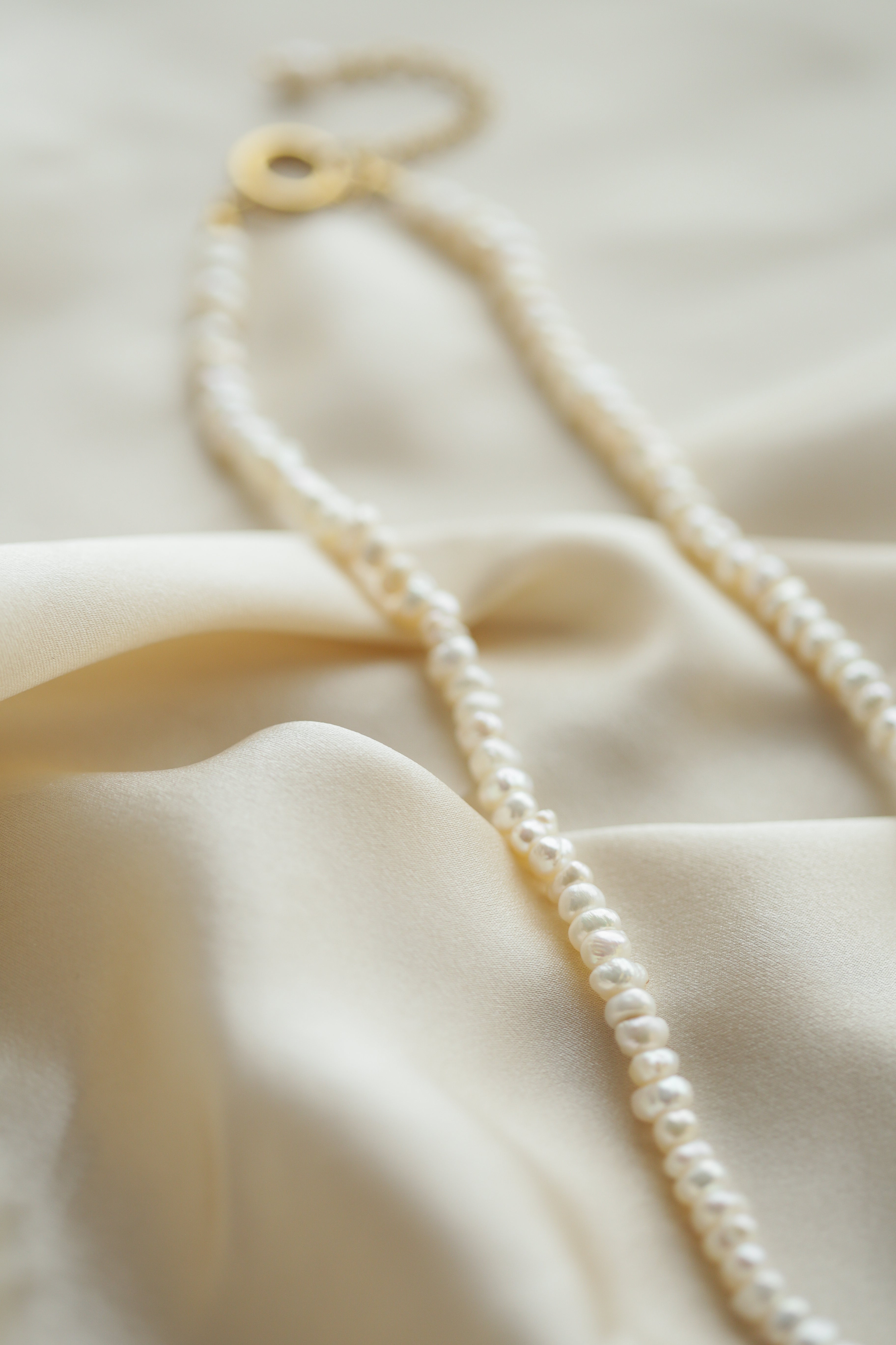 Baroque Pearls Necklace - Boutique Minimaliste has waterproof, durable, elegant and vintage inspired jewelry