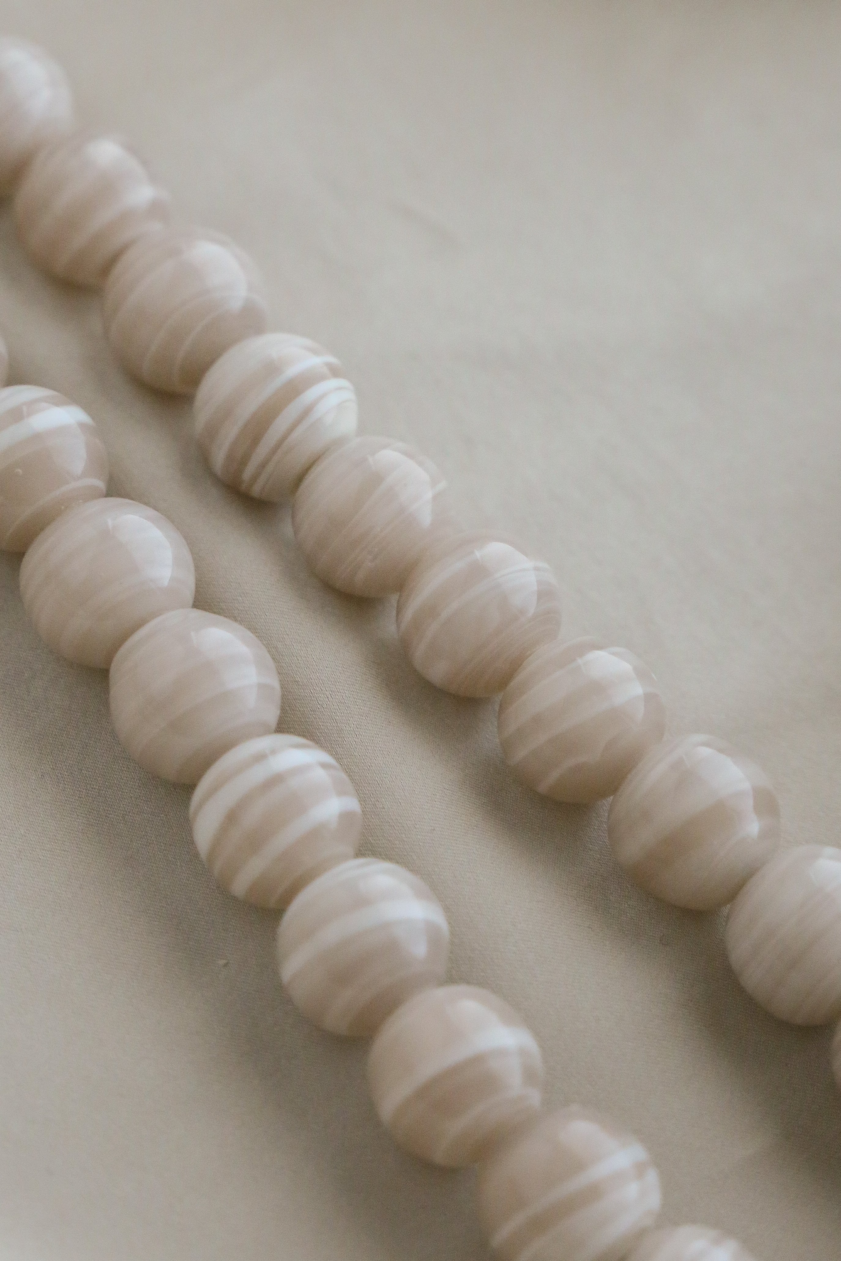Becca Necklace - Boutique Minimaliste has waterproof, durable, elegant and vintage inspired jewelry
