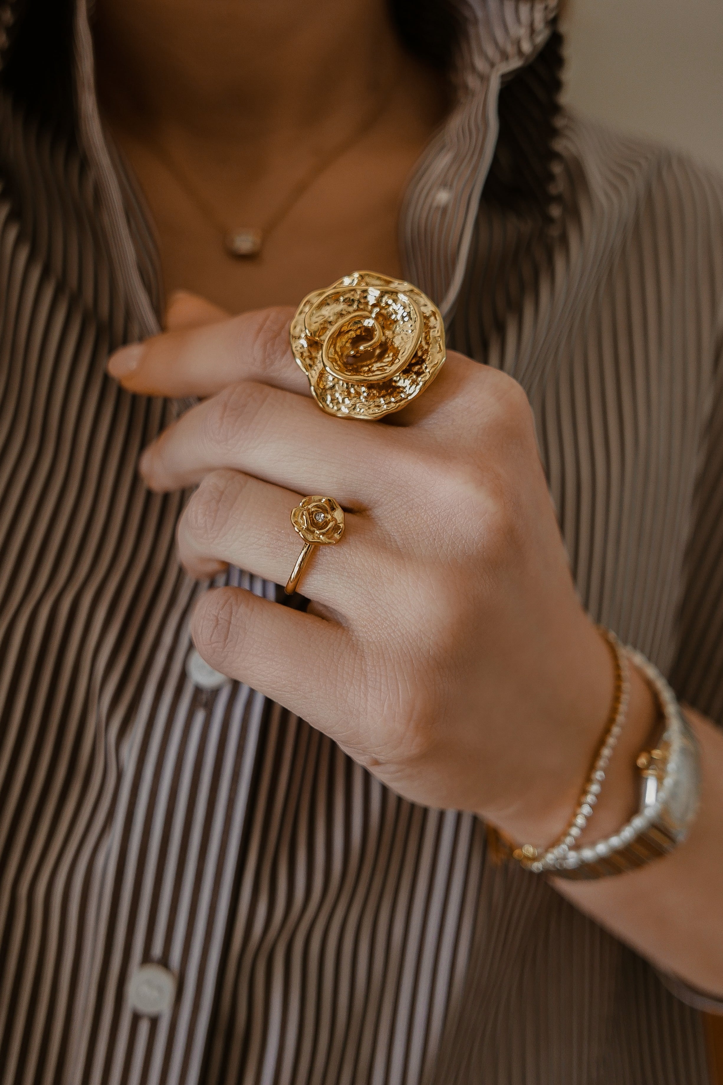 Beth Ring - Boutique Minimaliste has waterproof, durable, elegant and vintage inspired jewelry