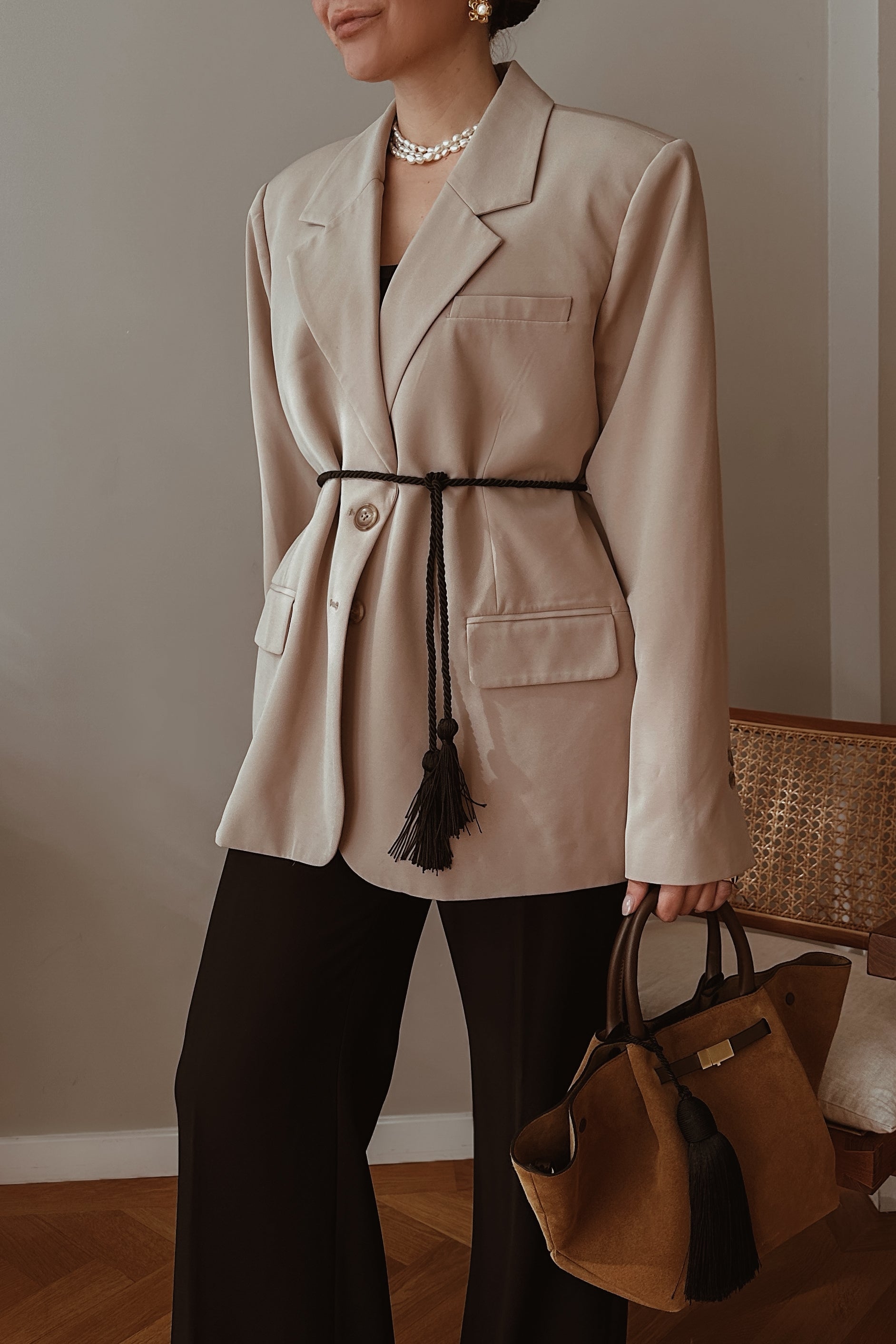 Bon Bon Belt - Boutique Minimaliste has waterproof, durable, elegant and vintage inspired jewelry