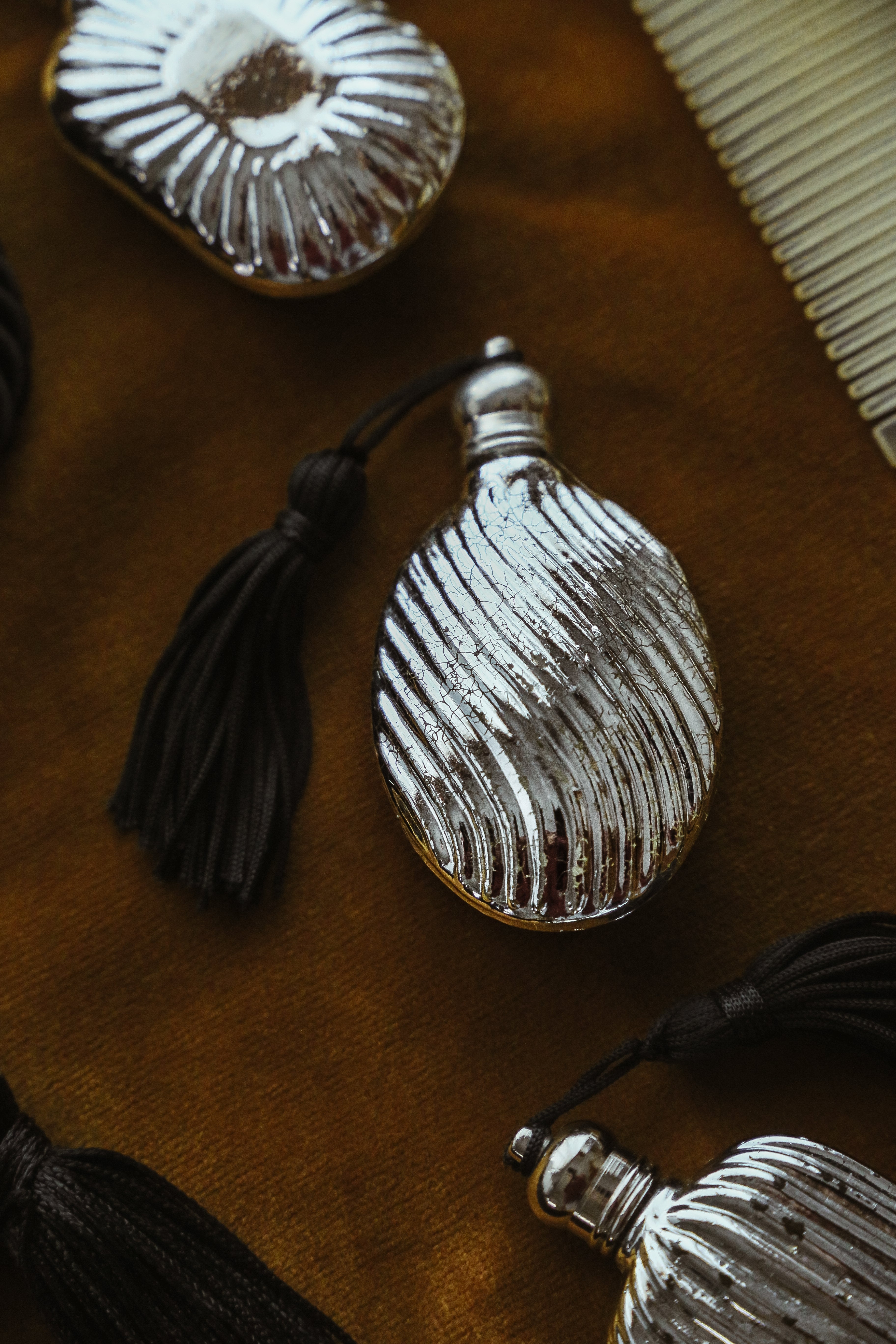 Bon Bon (Vintage) Perfume Bottle - Boutique Minimaliste has waterproof, durable, elegant and vintage inspired jewelry
