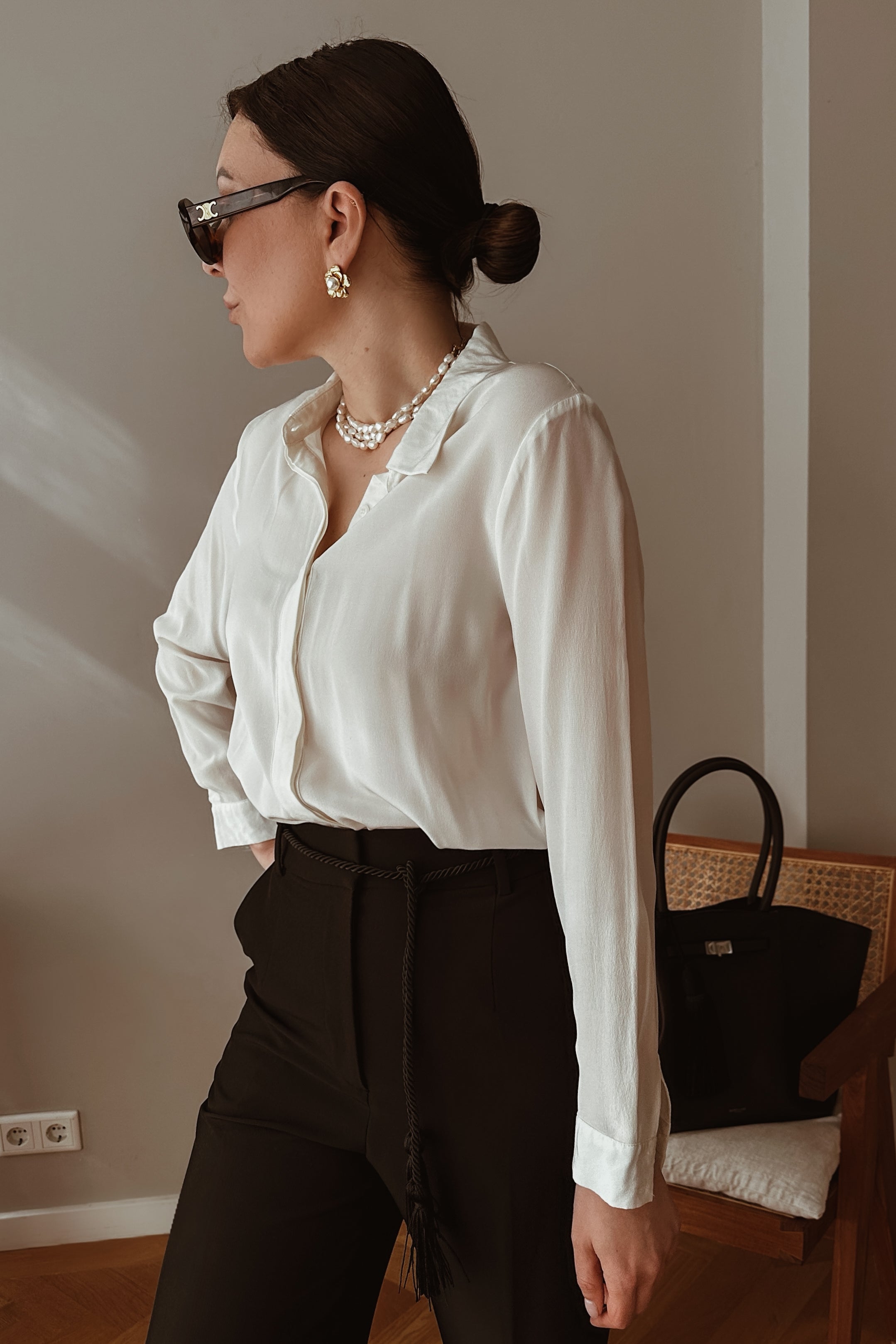 Bonnie Earrings - Boutique Minimaliste has waterproof, durable, elegant and vintage inspired jewelry
