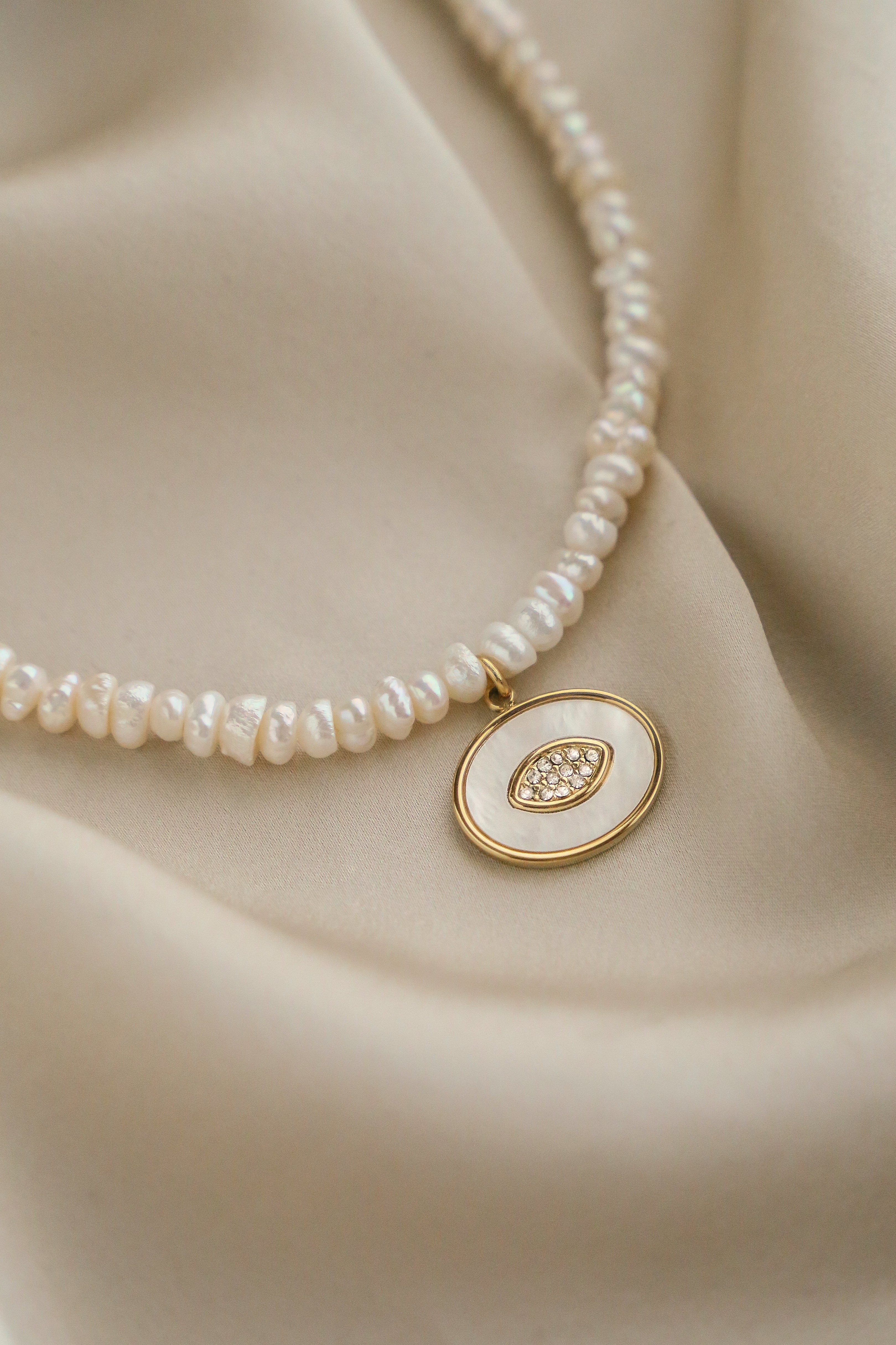 Brooke Necklace - Boutique Minimaliste has waterproof, durable, elegant and vintage inspired jewelry