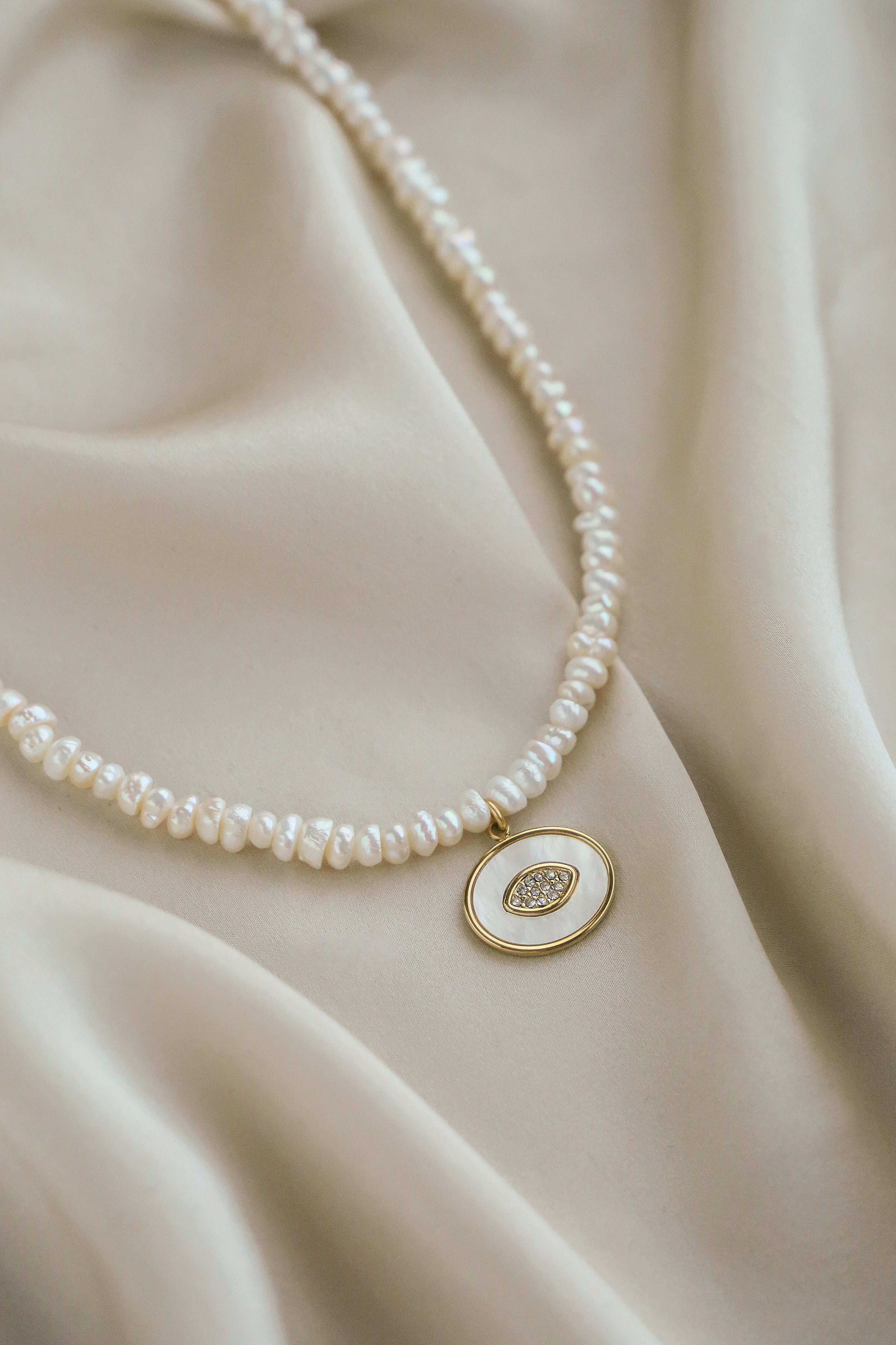 Brooke Necklace - Boutique Minimaliste has waterproof, durable, elegant and vintage inspired jewelry