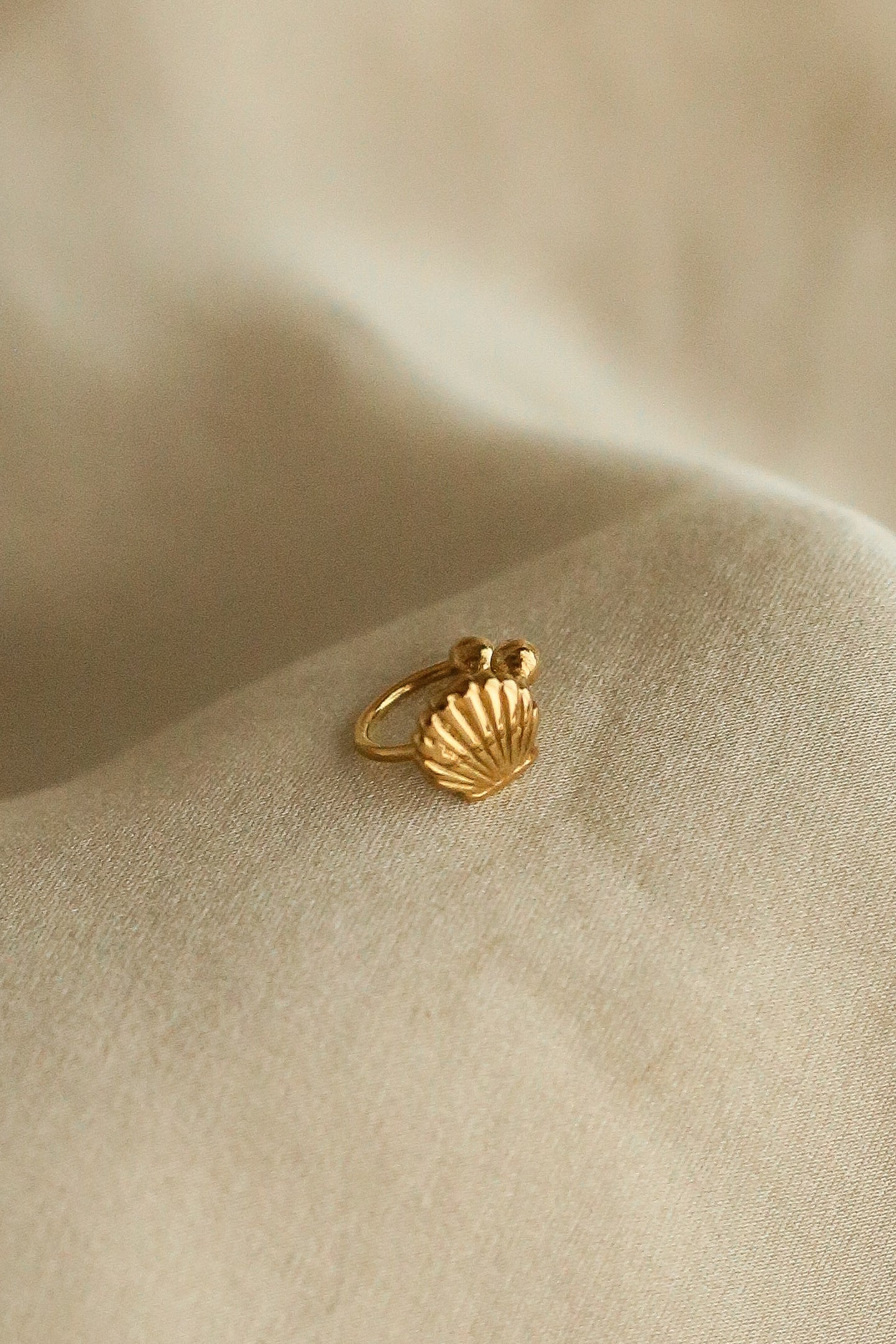 Caia Ear Cuff - has waterproof, durable, elegant and vintage inspired jewelry
