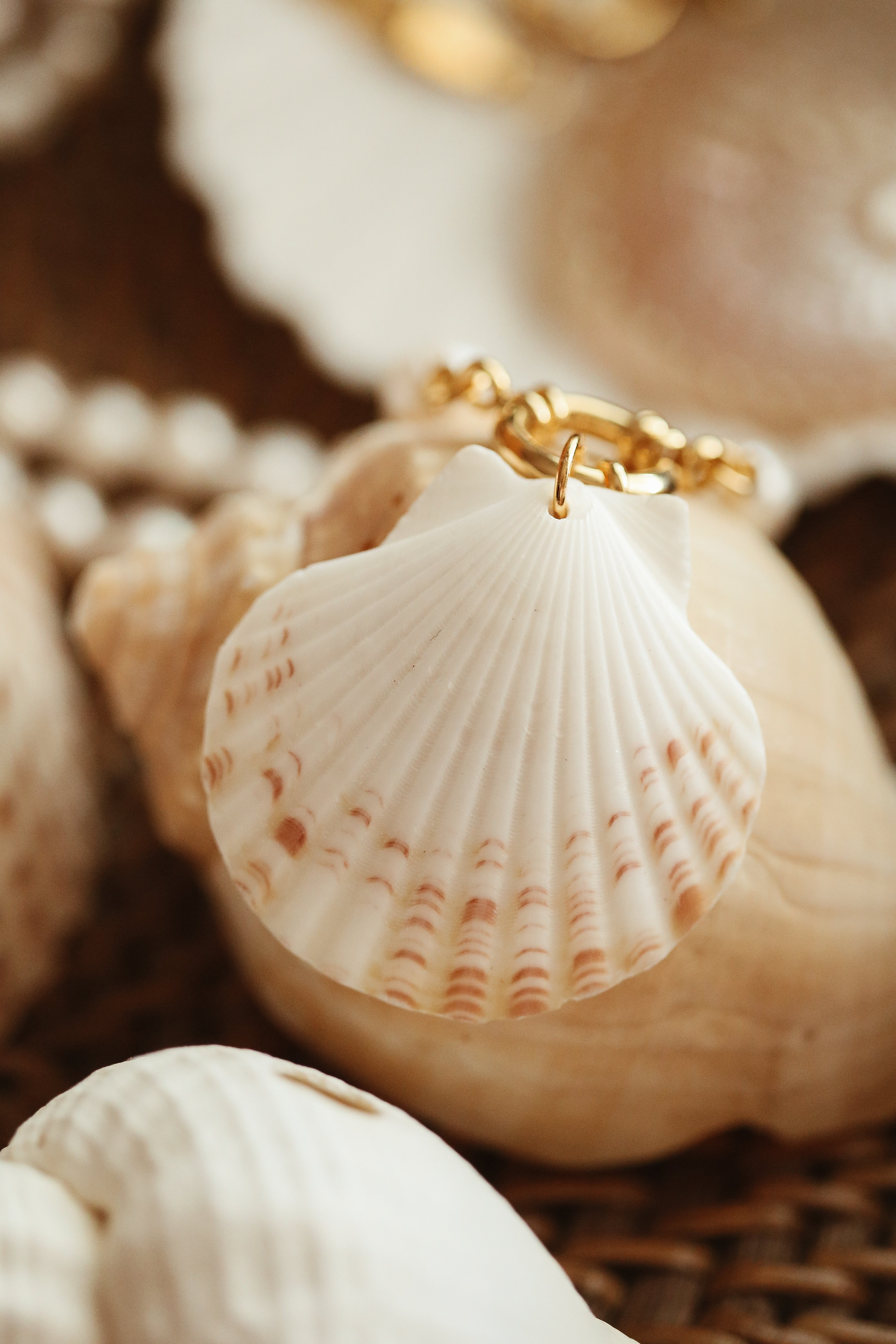 Cali Necklace - has waterproof, durable, elegant and vintage inspired jewelry