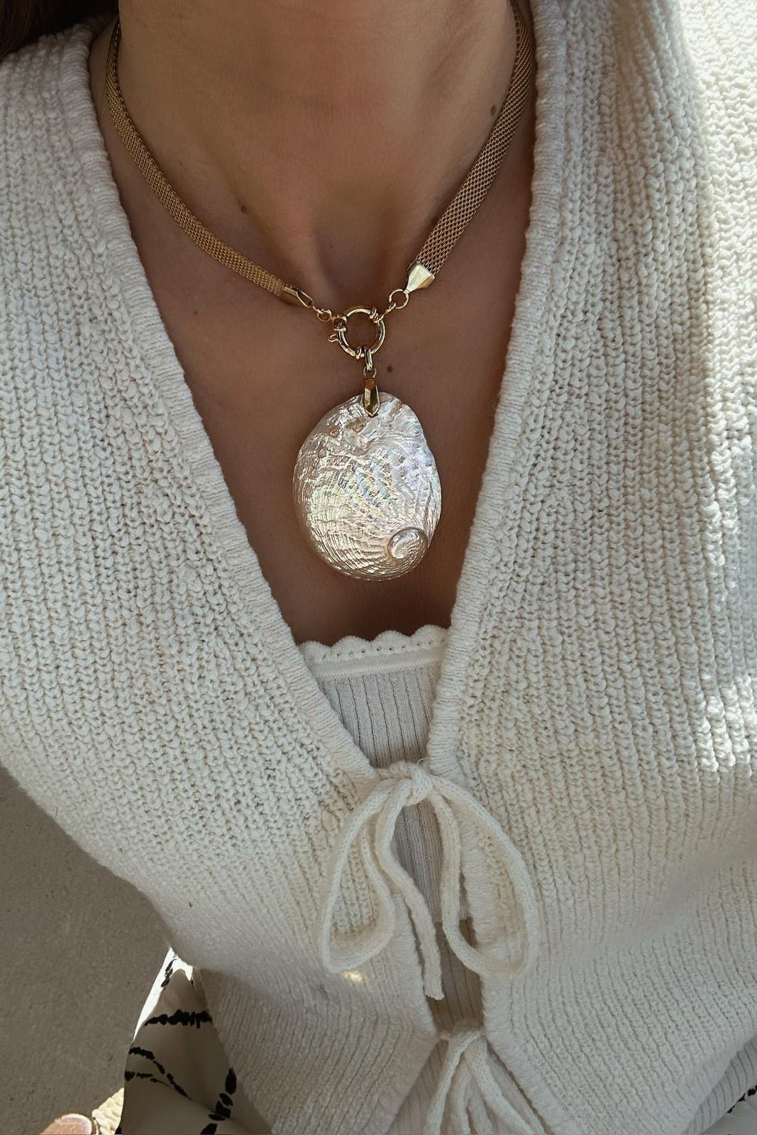 Carina Necklace - has waterproof, durable, elegant and vintage inspired jewelry