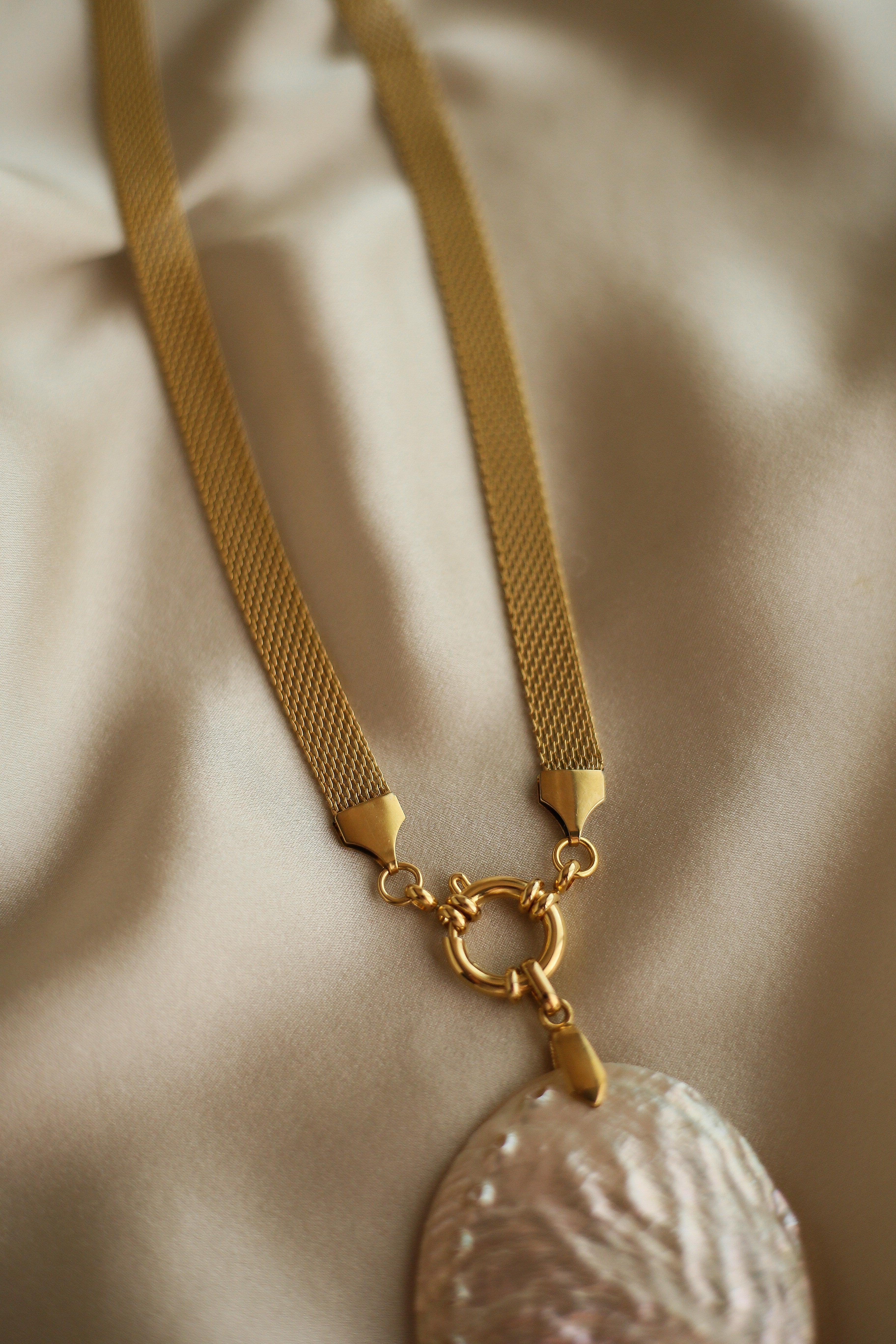 Carina Necklace - has waterproof, durable, elegant and vintage inspired jewelry