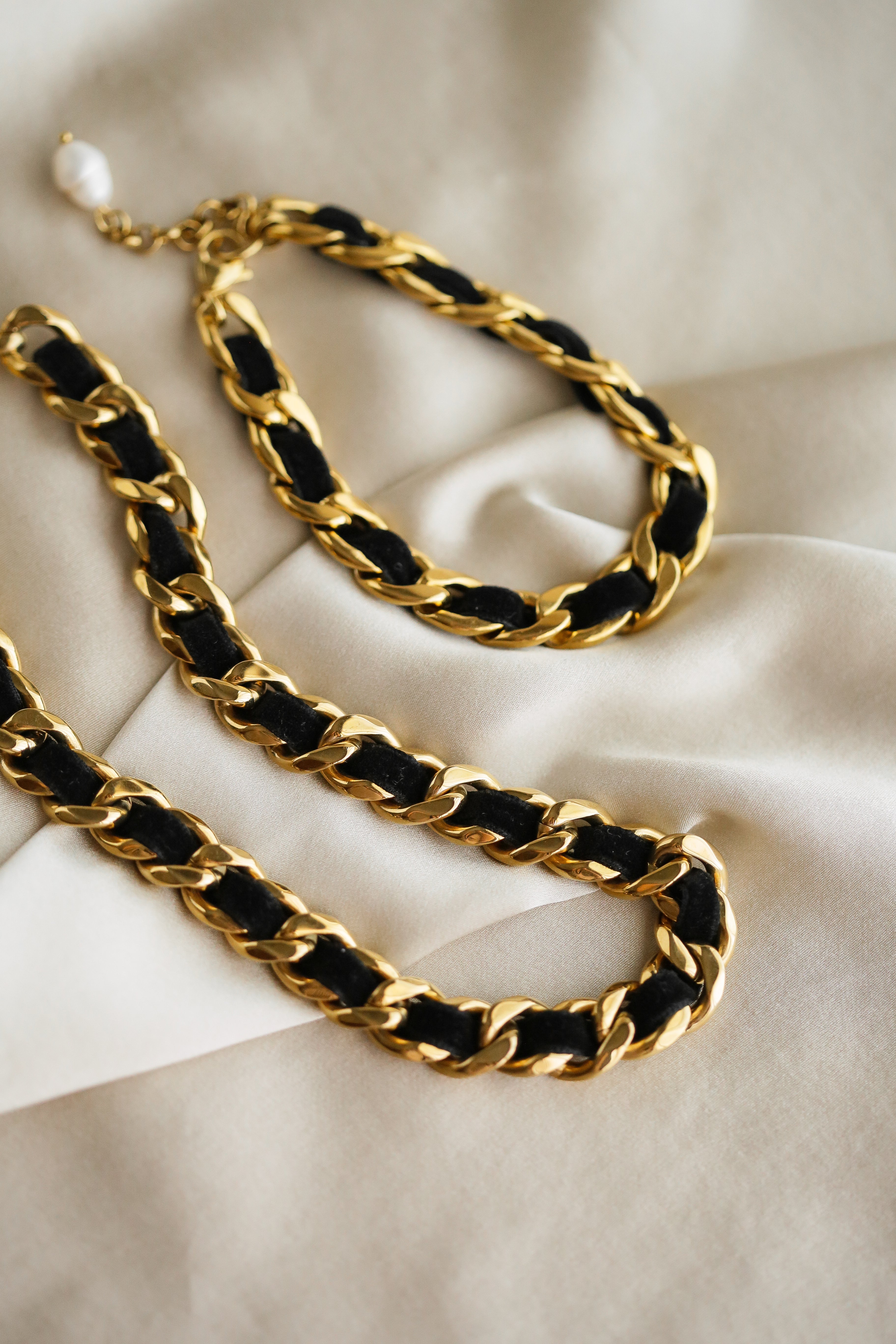 Carol Anklet - Boutique Minimaliste has waterproof, durable, elegant and vintage inspired jewelry