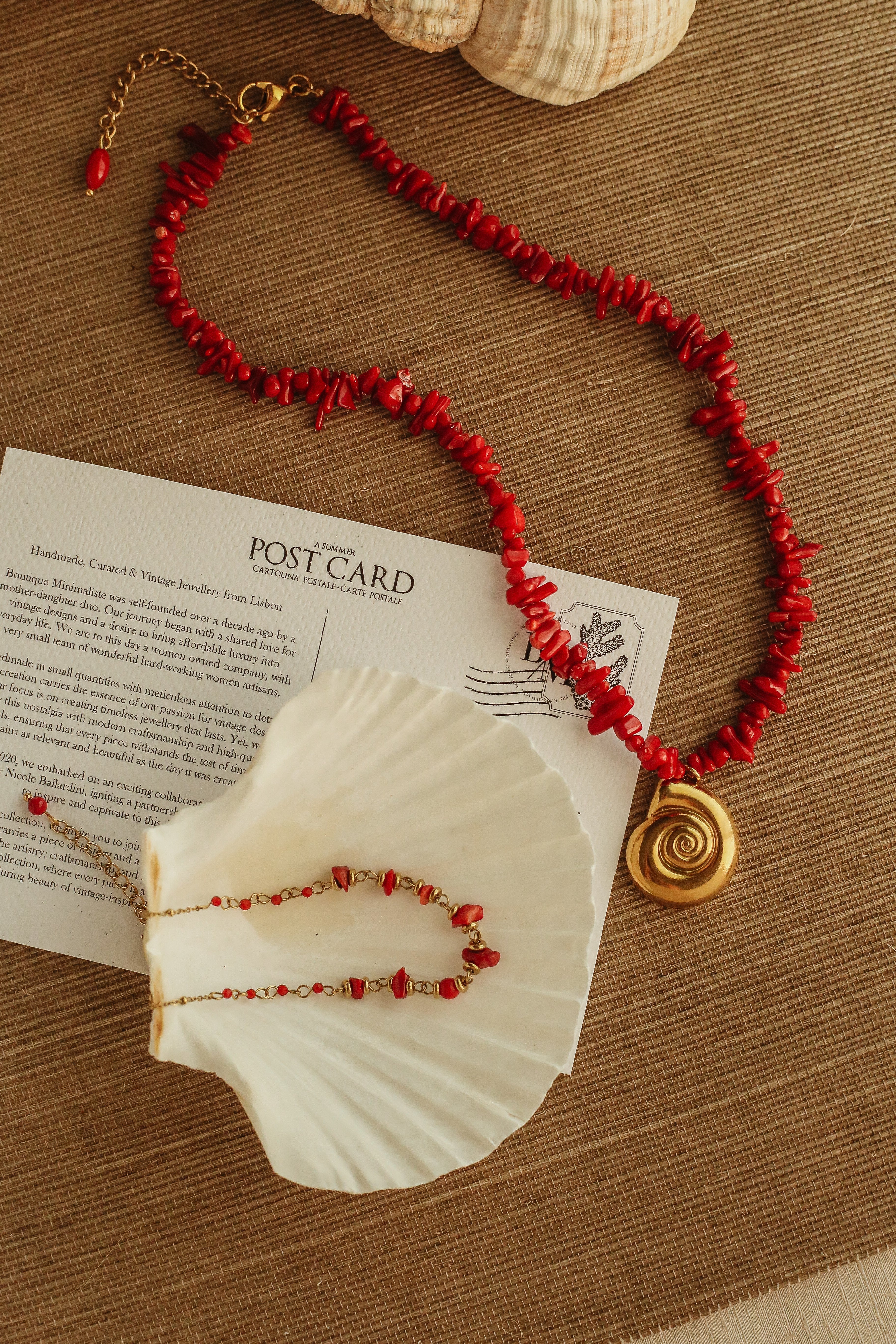 Carrie Necklace - has waterproof, durable, elegant and vintage inspired jewelry