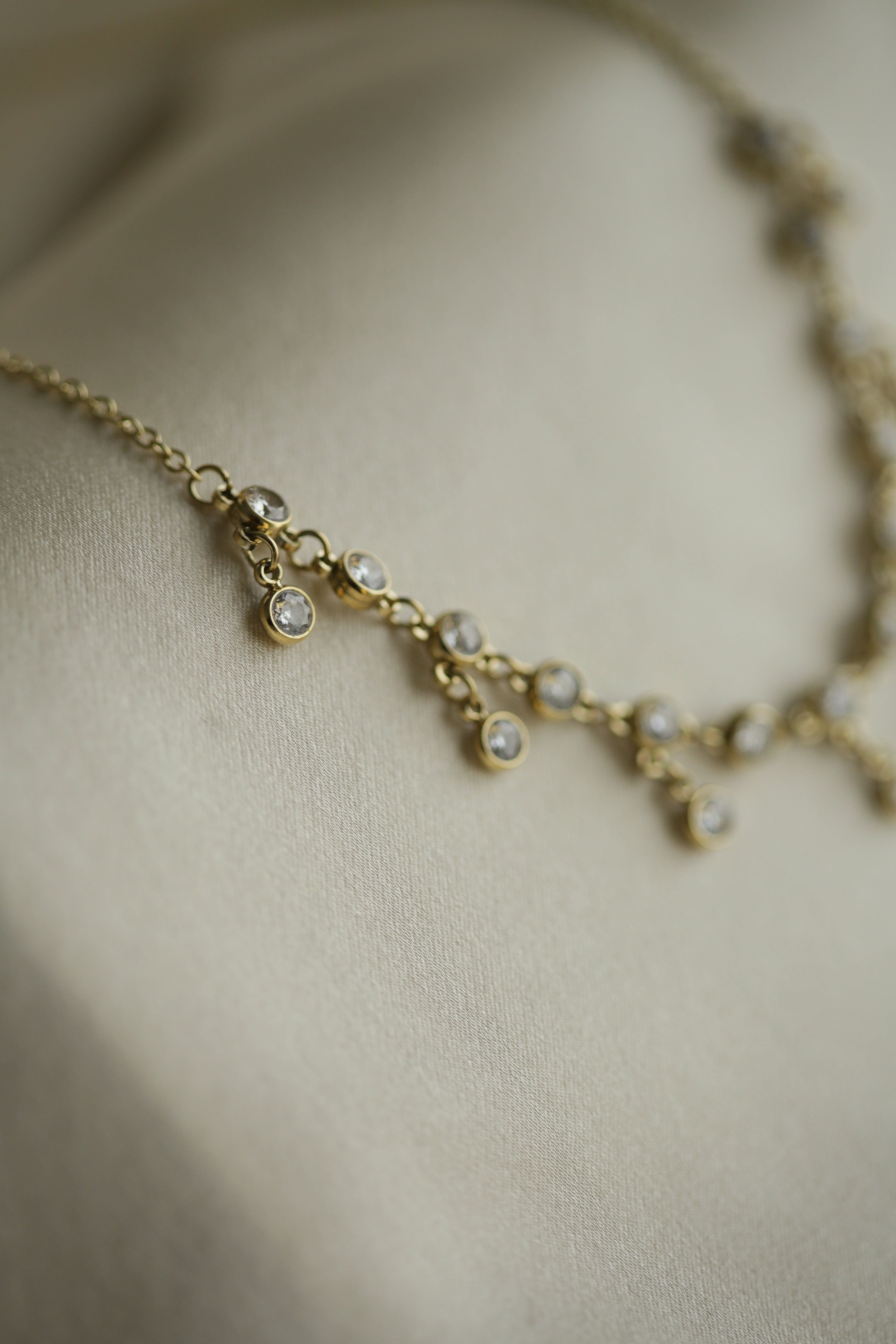 Cascade Necklace - Boutique Minimaliste has waterproof, durable, elegant and vintage inspired jewelry