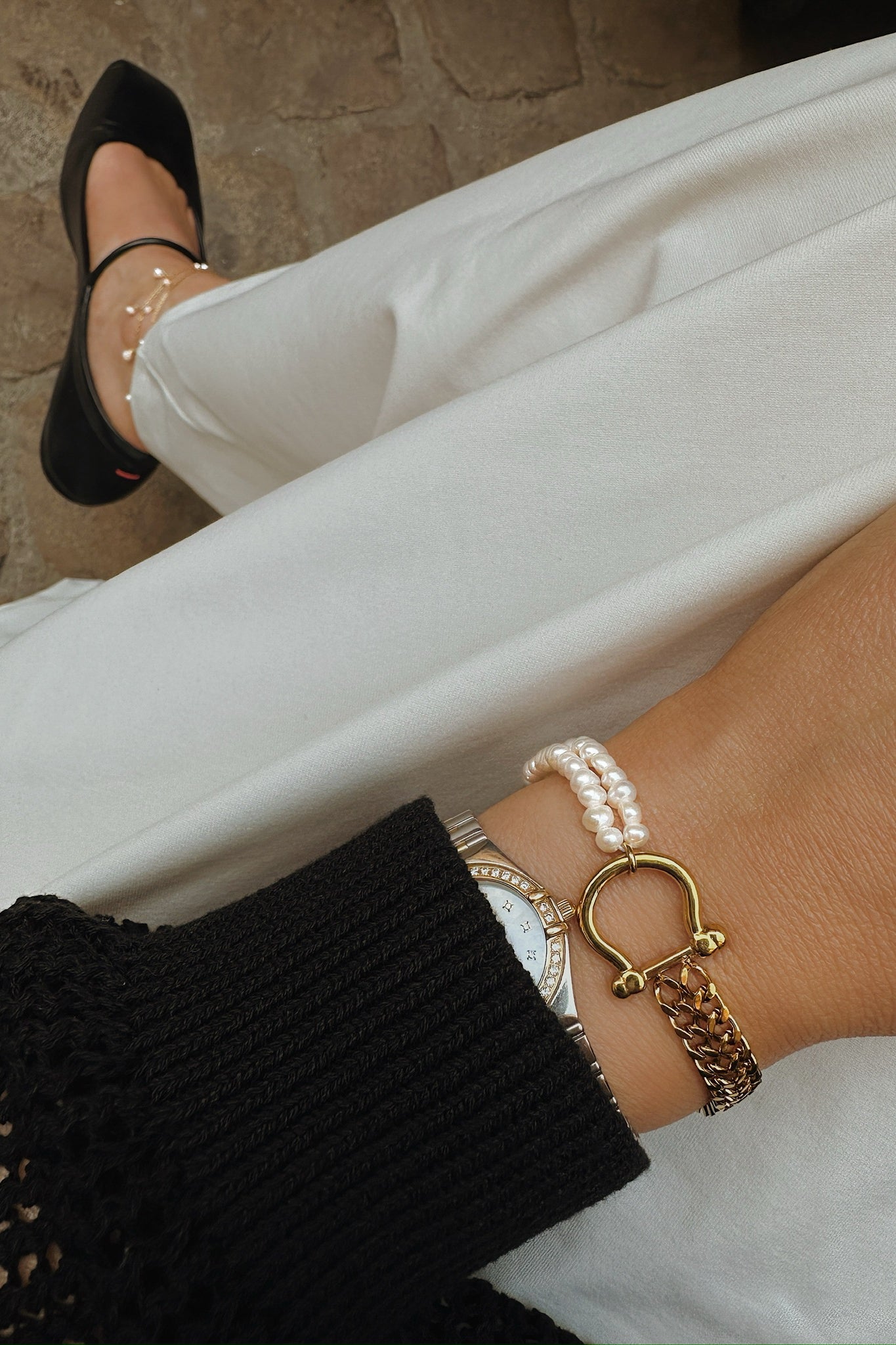 Chain and Pearls Bracelet - Boutique Minimaliste has waterproof, durable, elegant and vintage inspired jewelry