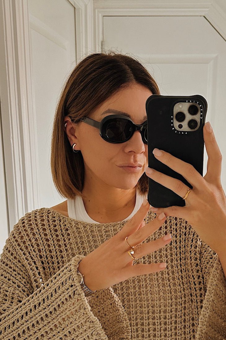 Clip on Minimal Hoops - Boutique Minimaliste has waterproof, durable, elegant and vintage inspired jewelry