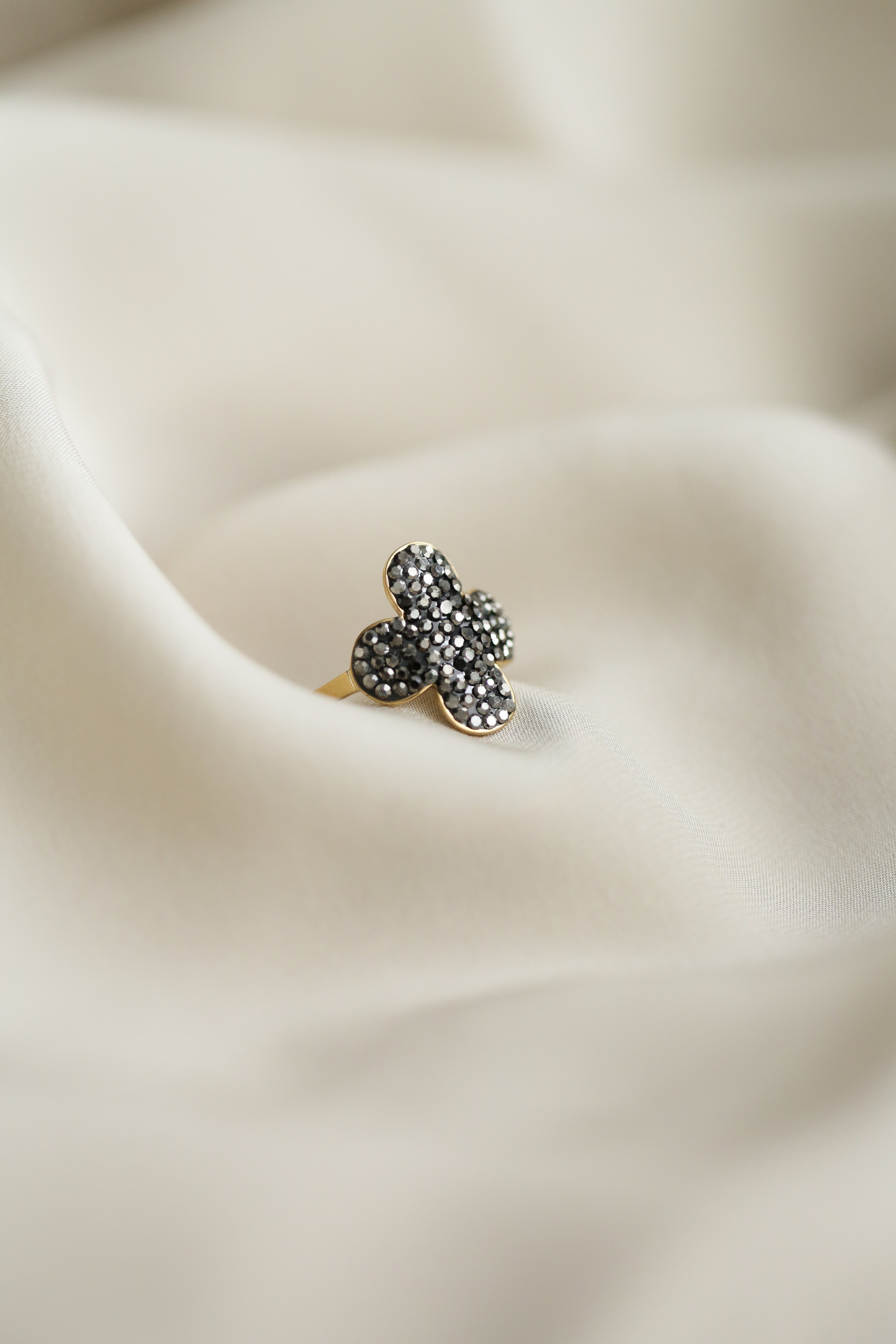 Cubic Zirconia Clover Ring - Boutique Minimaliste has waterproof, durable, elegant and vintage inspired jewelry