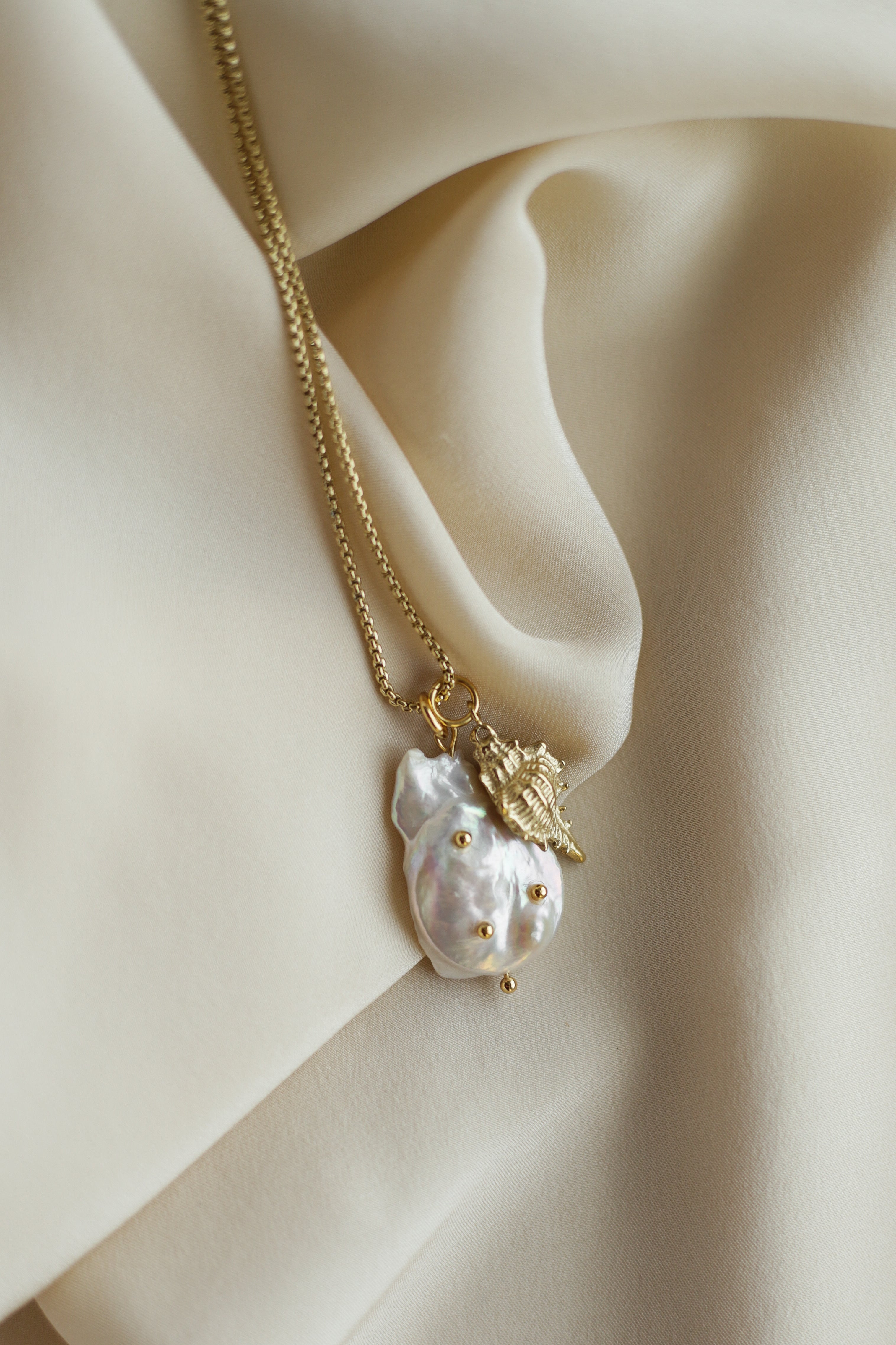 Elodie Necklace - has waterproof, durable, elegant and vintage inspired jewelry