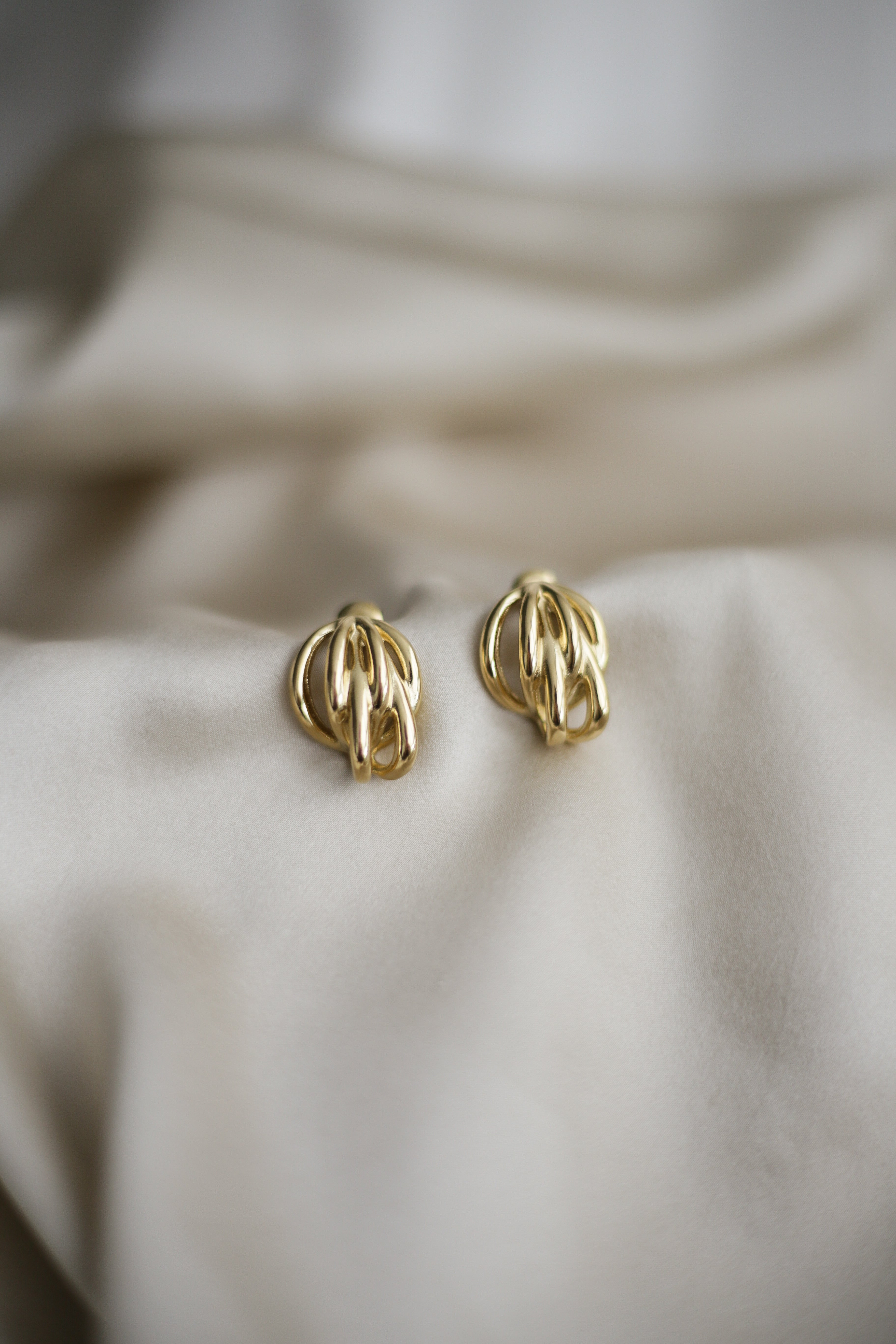 Entangled Statement Earrings - Boutique Minimaliste has waterproof, durable, elegant and vintage inspired jewelry