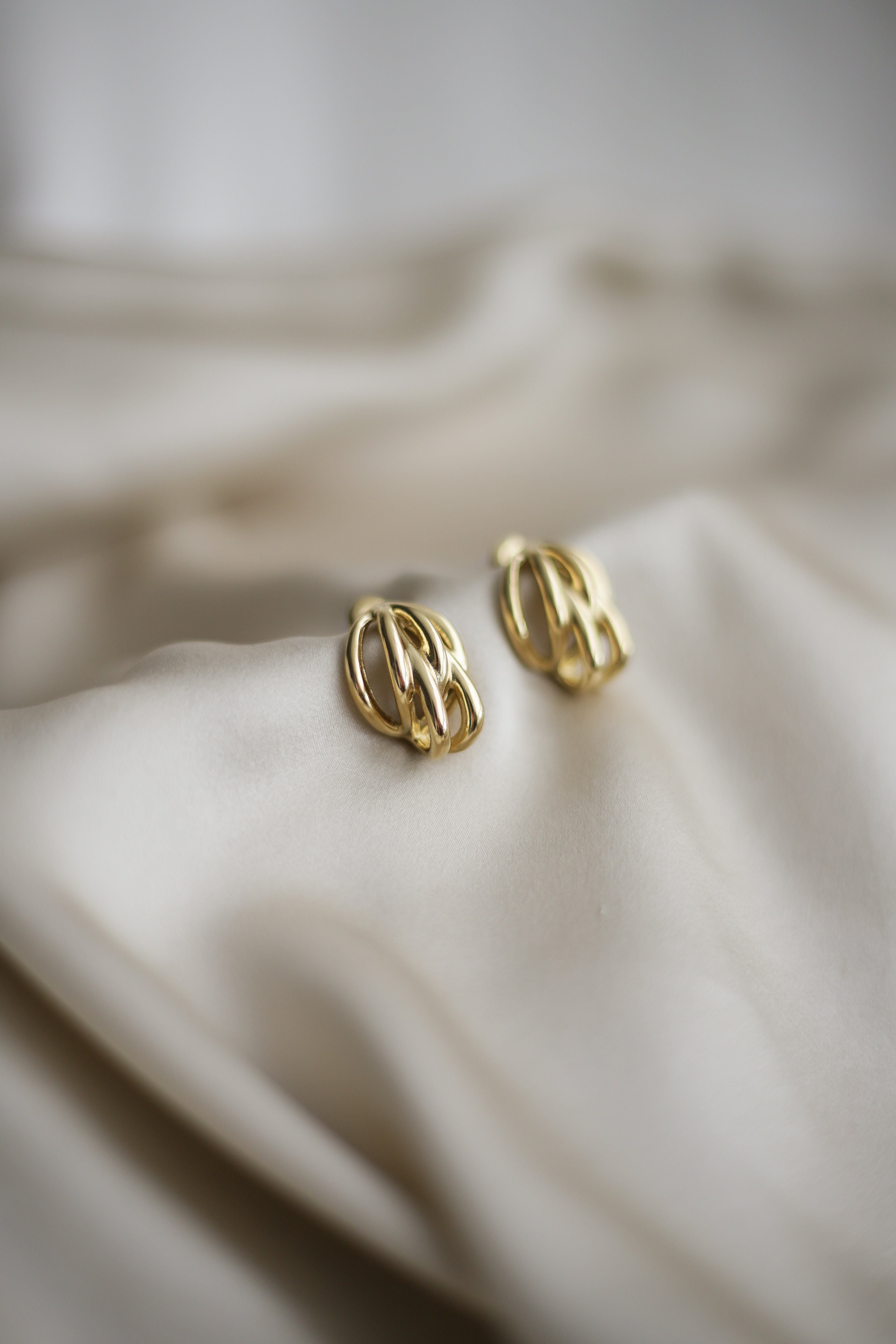 Entangled Statement Earrings - Boutique Minimaliste has waterproof, durable, elegant and vintage inspired jewelry