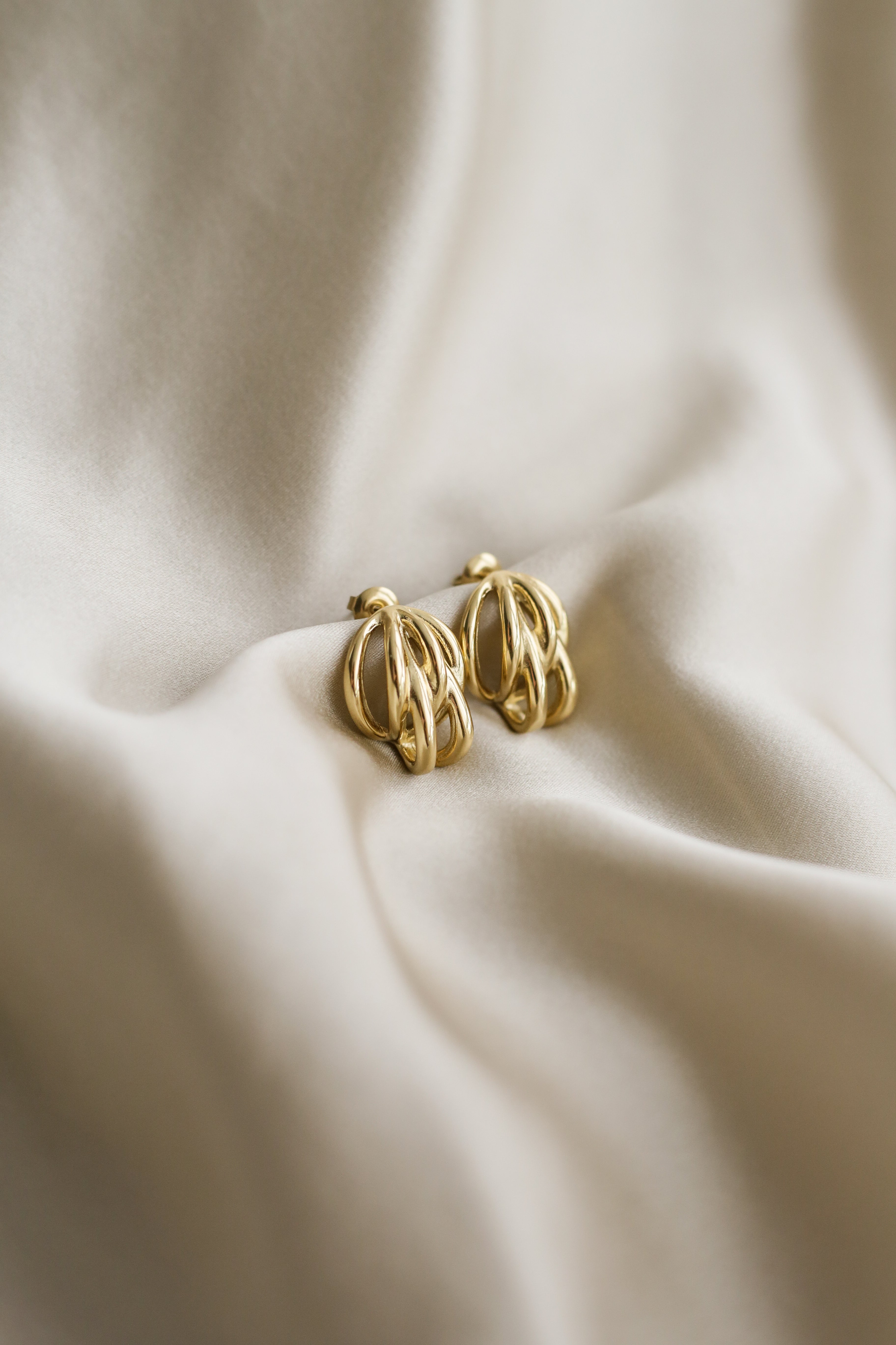 Entangled Statement Earrings - Boutique Minimaliste has waterproof, durable, elegant and vintage inspired jewelry