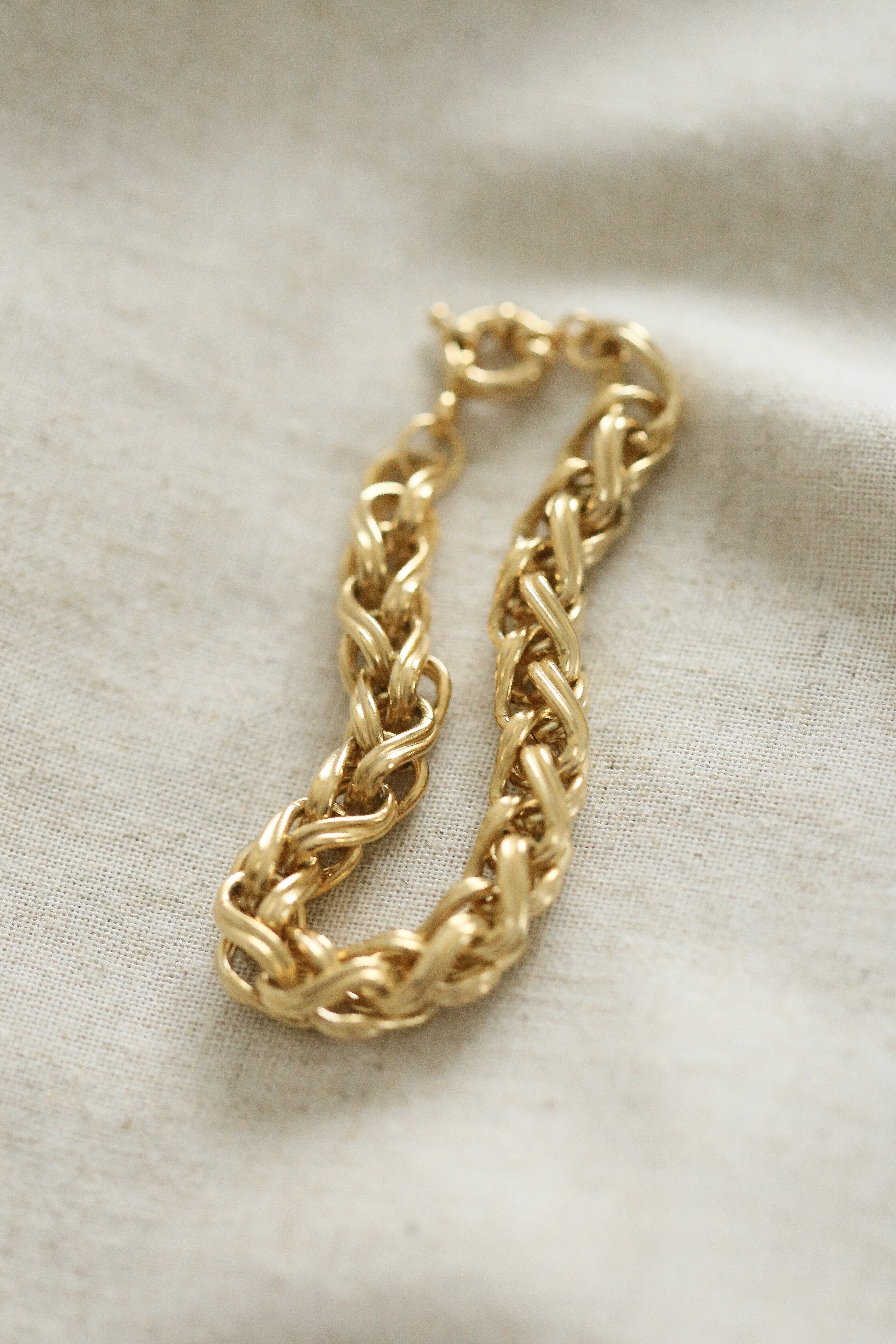 Faustine (vintage) Bracelet - has waterproof, durable, elegant and vintage inspired jewelry