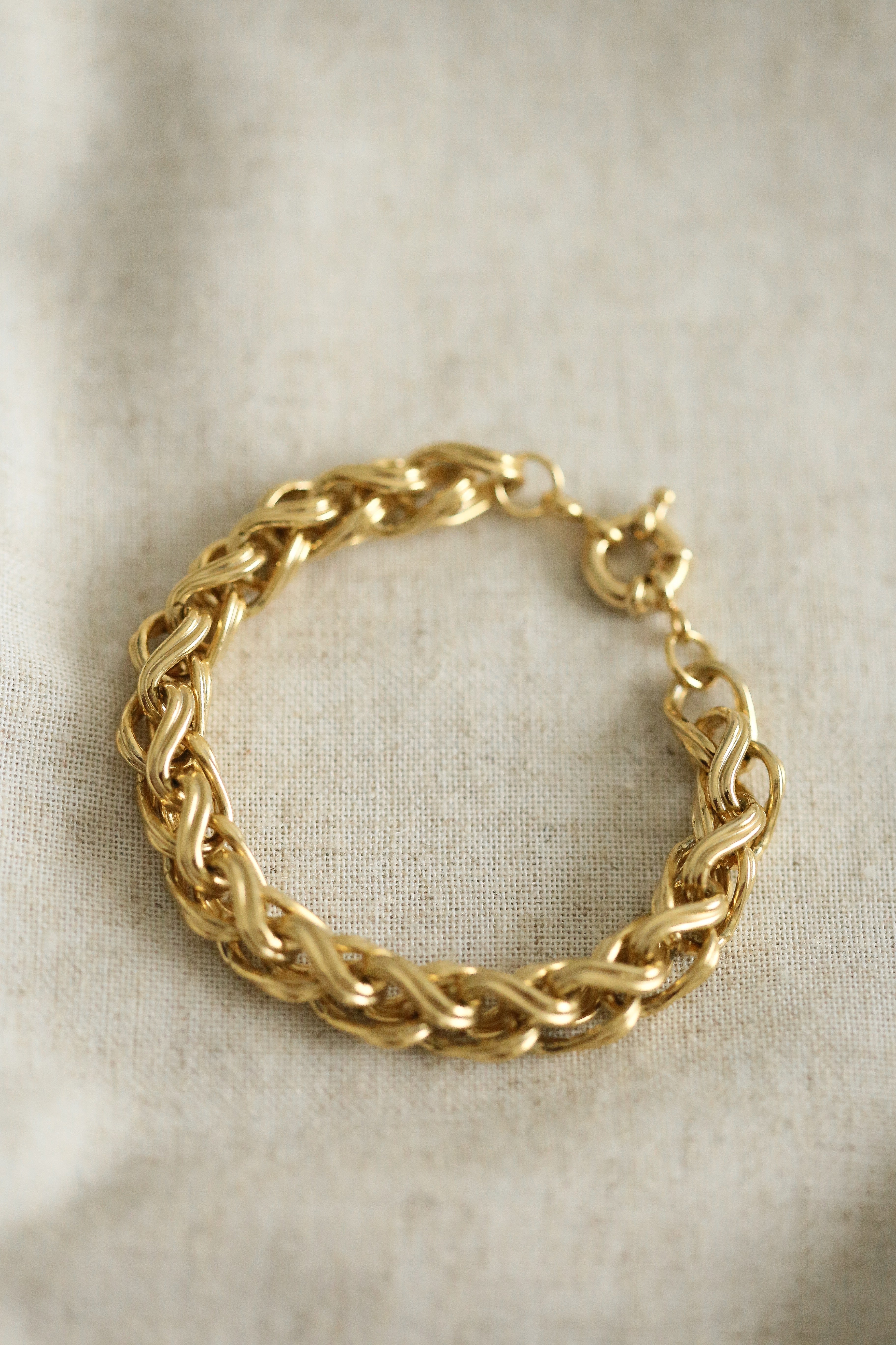 Faustine (vintage) Bracelet - has waterproof, durable, elegant and vintage inspired jewelry