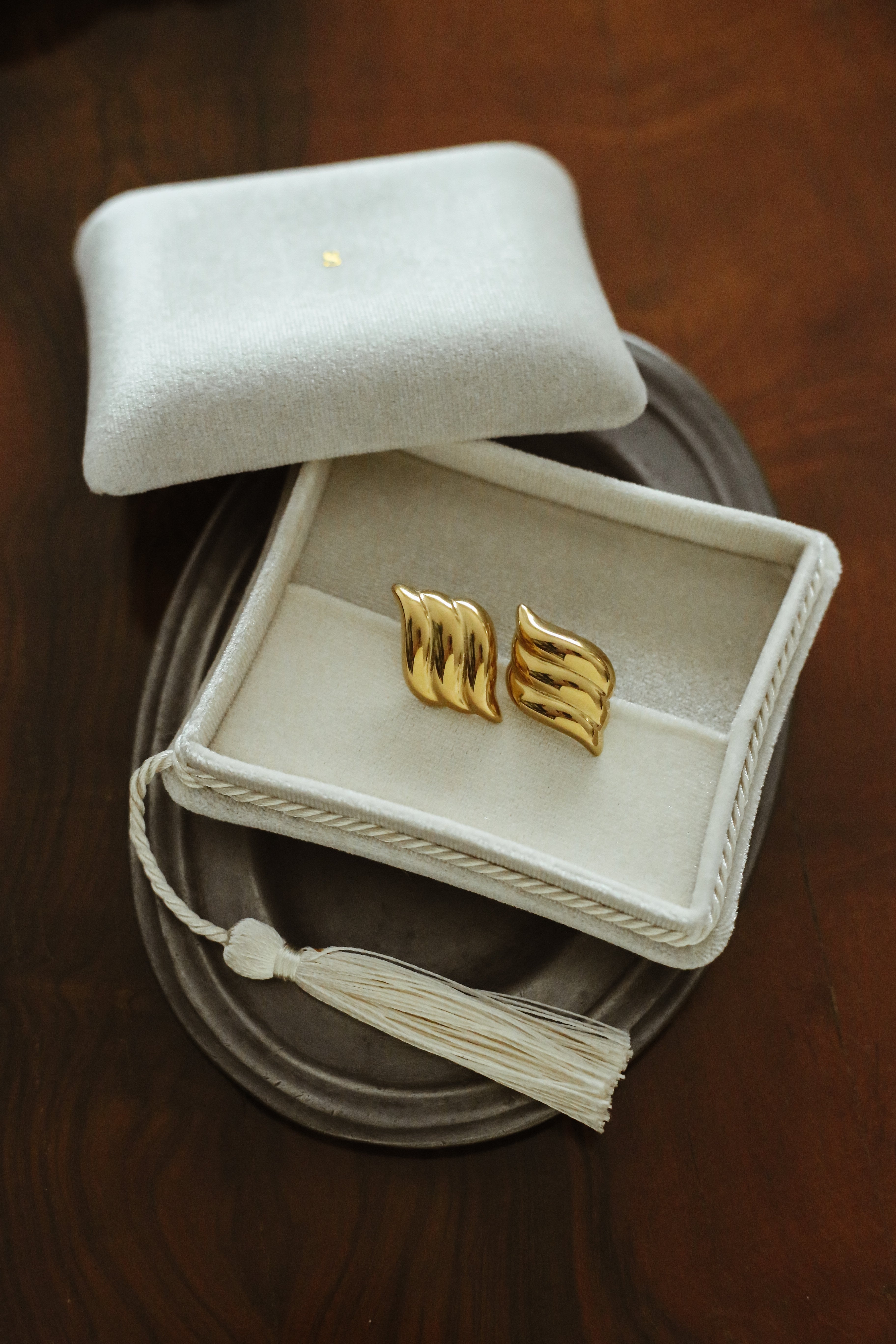 Josephine Gift Box - has waterproof, durable, elegant and vintage inspired jewelry