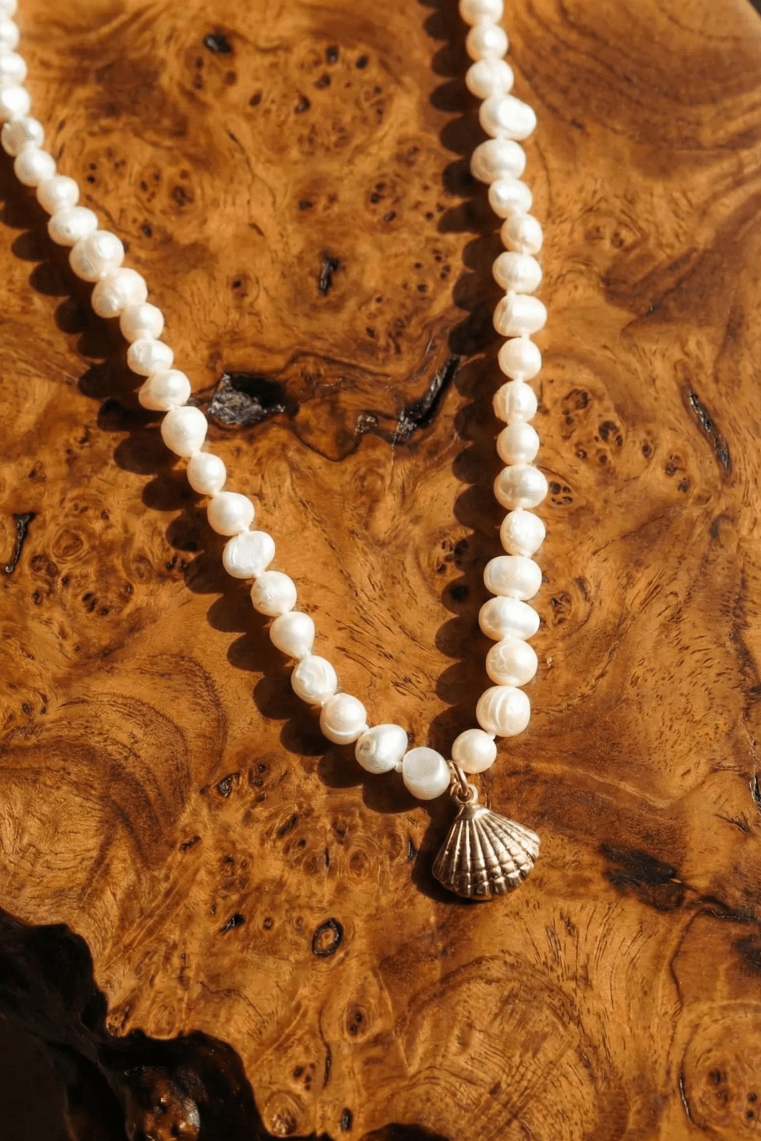 La Mer Pearl Necklace - has waterproof, durable, elegant and vintage inspired jewelry