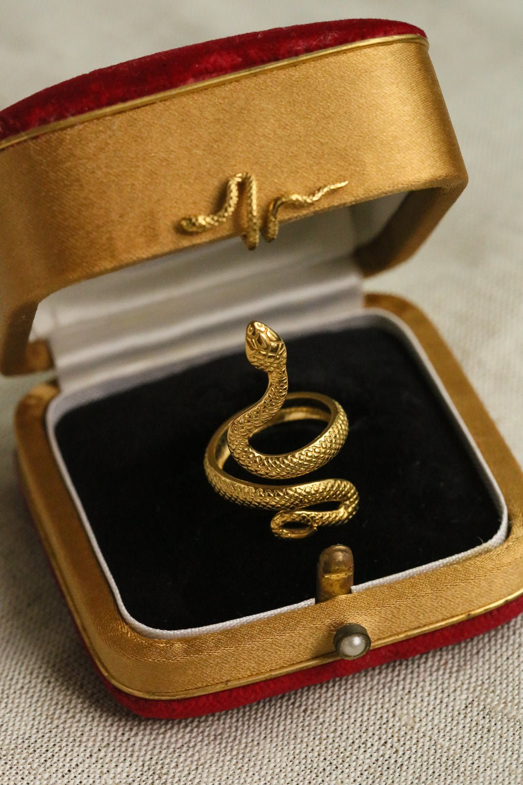 Liora Ring - has waterproof, durable, elegant and vintage inspired jewelry