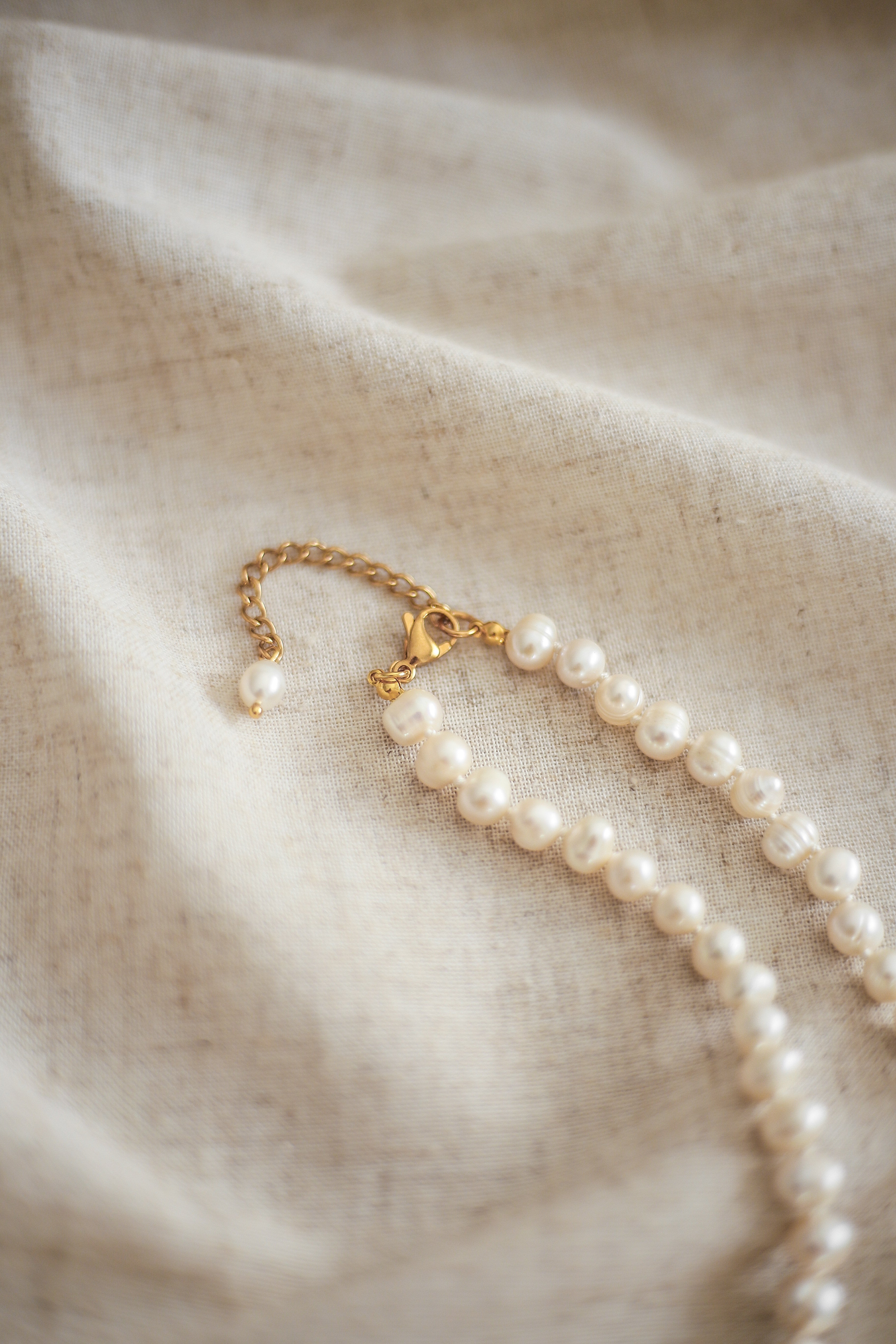 Marguerite Pearl Necklace - has waterproof, durable, elegant and vintage inspired jewelry